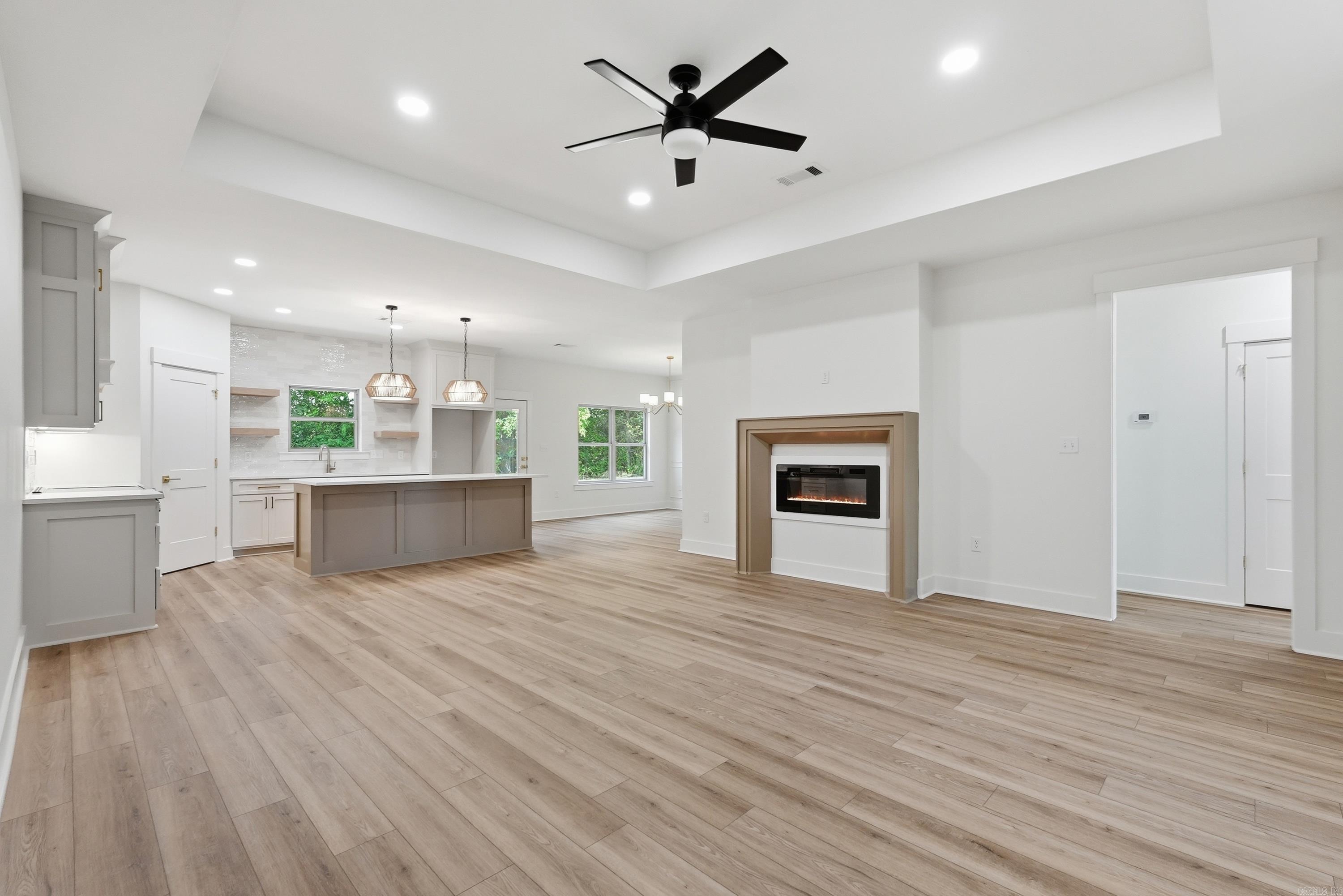 25 Libra  Ward, AR