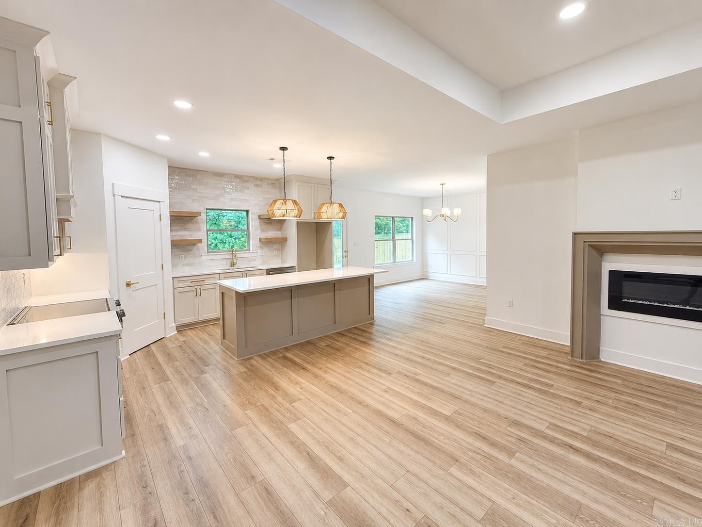 25 Libra  Ward, AR