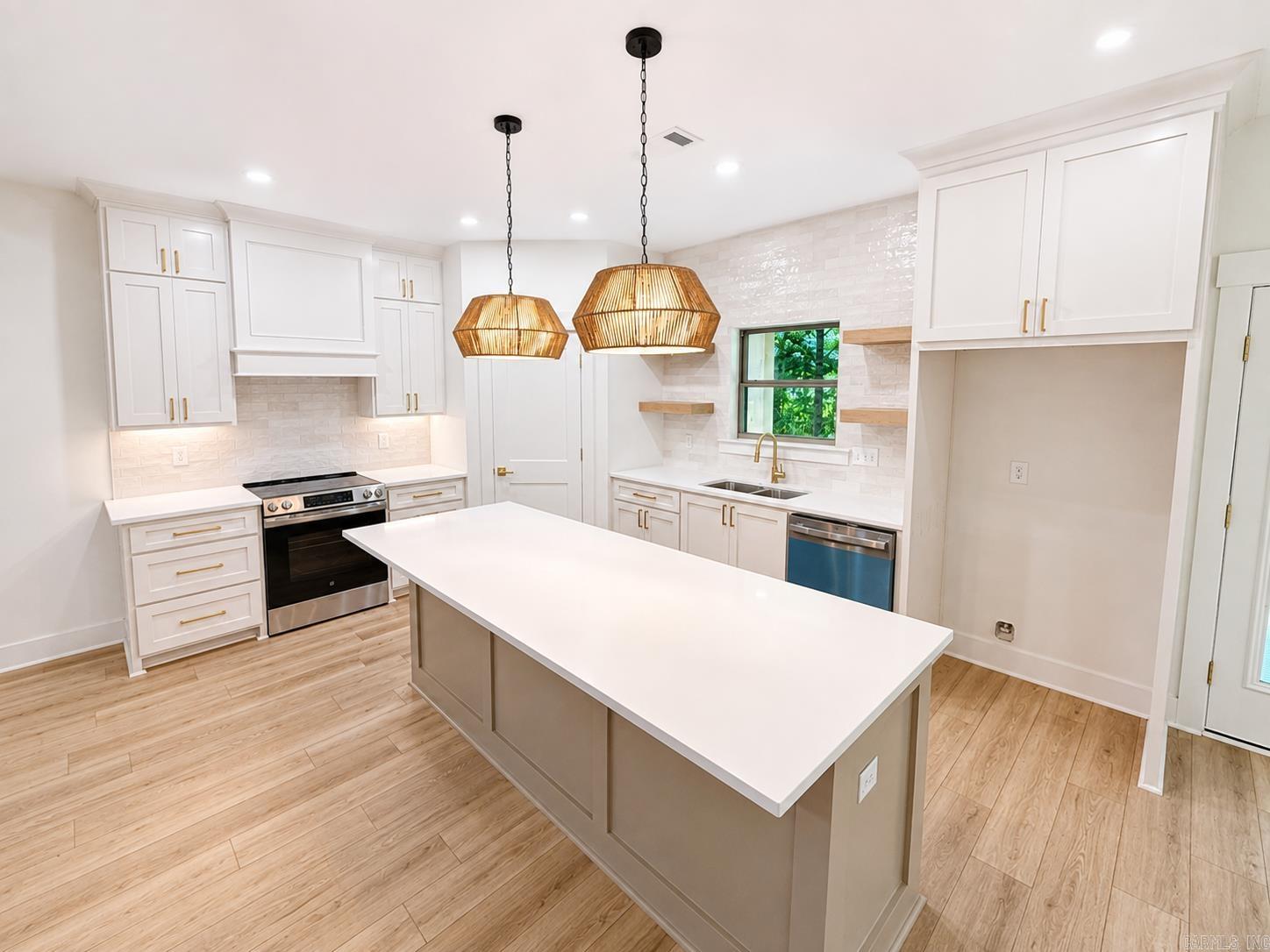 25 Libra  Ward, AR