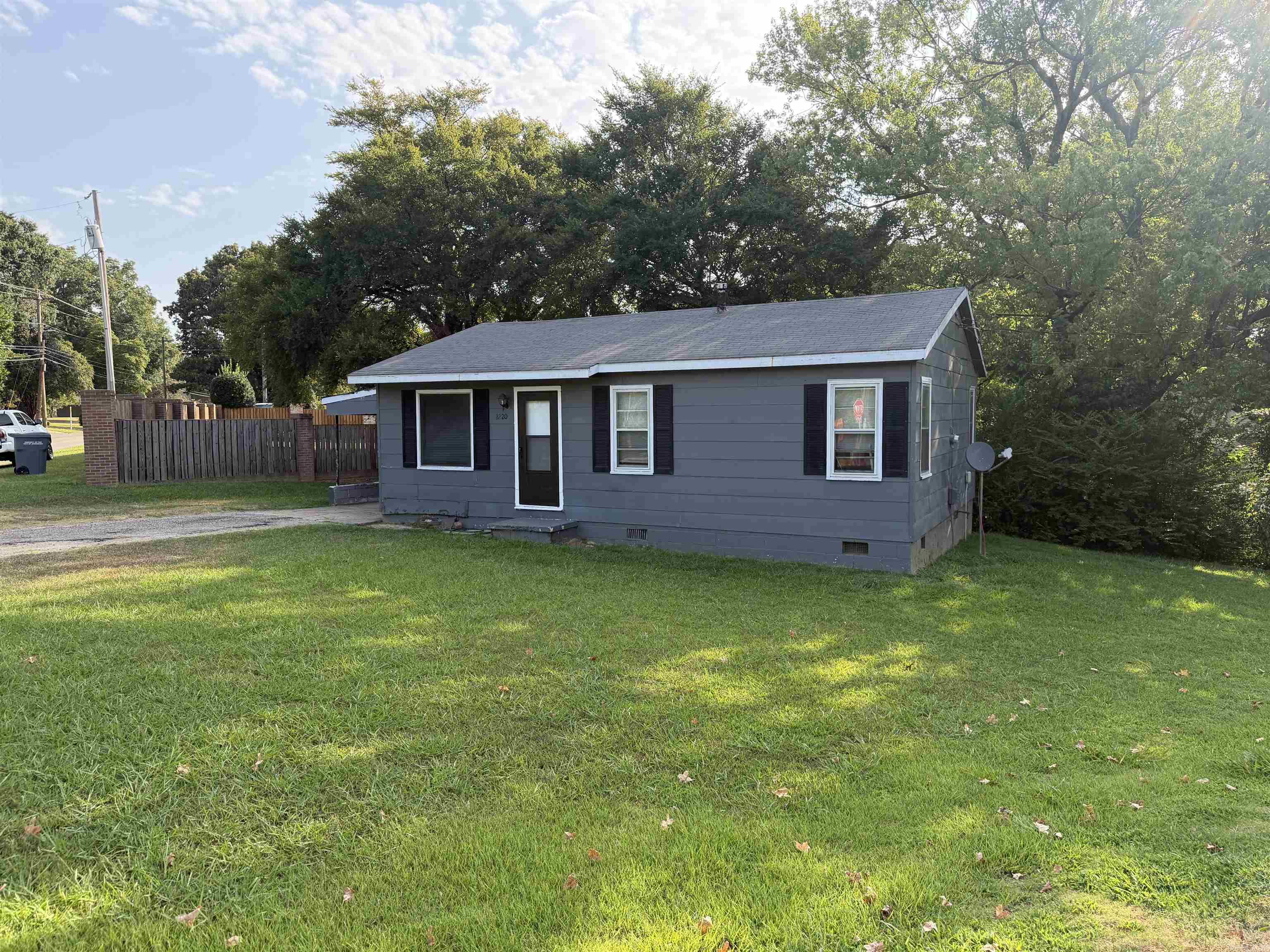2220  Wood  Jonesboro, AR