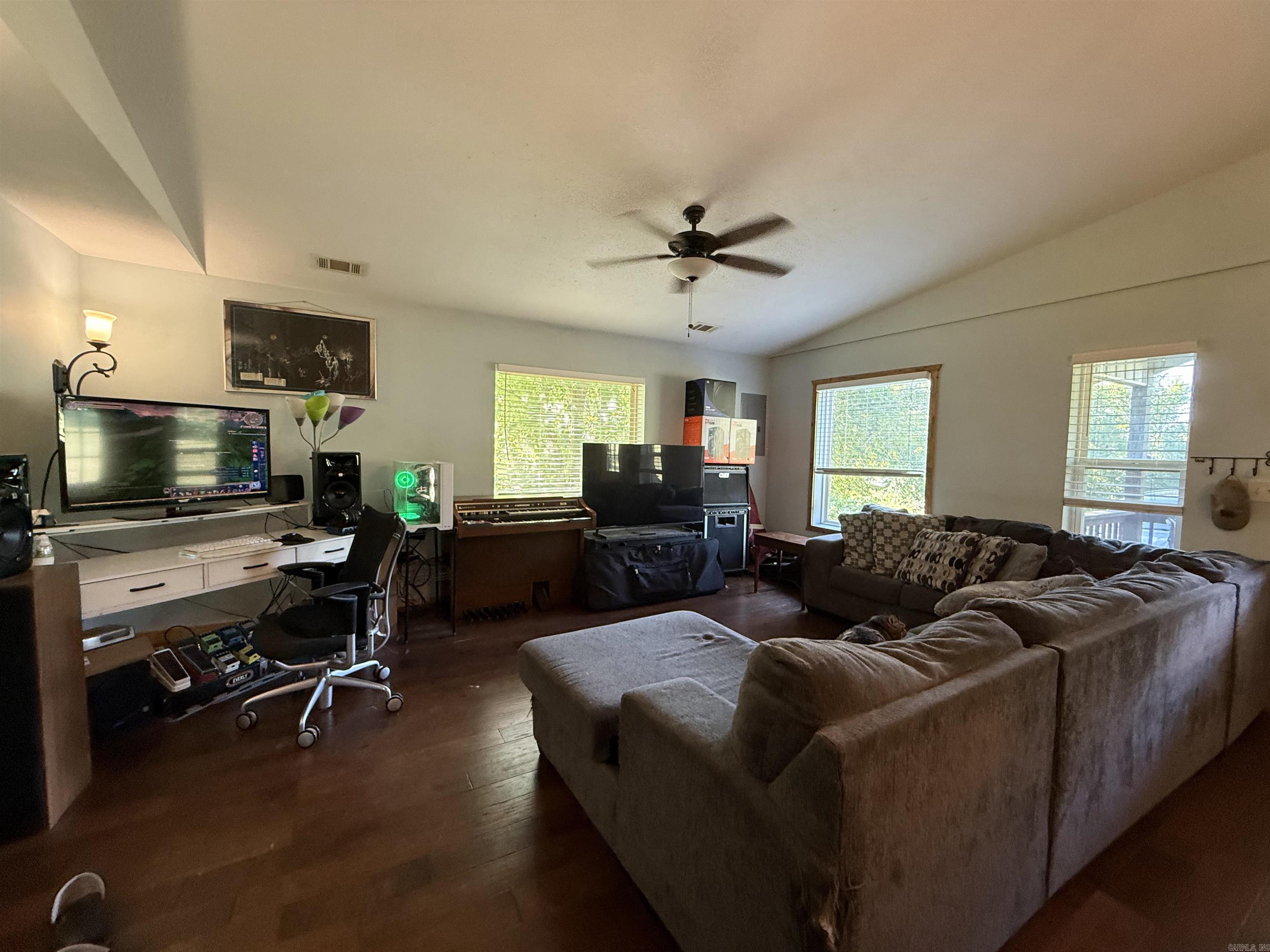 116 Elm Street  Lead Hill, AR