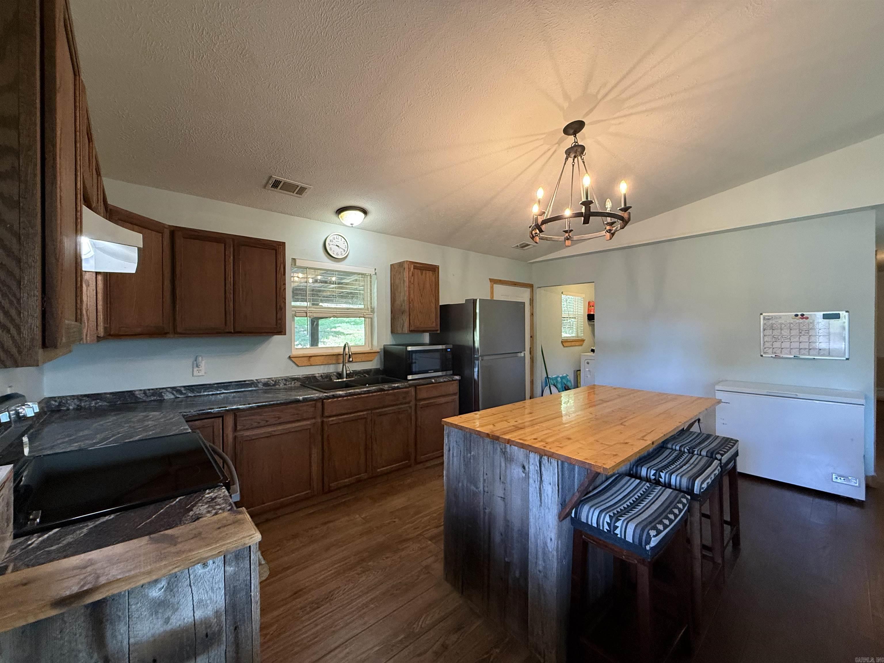 116 Elm Street  Lead Hill, AR