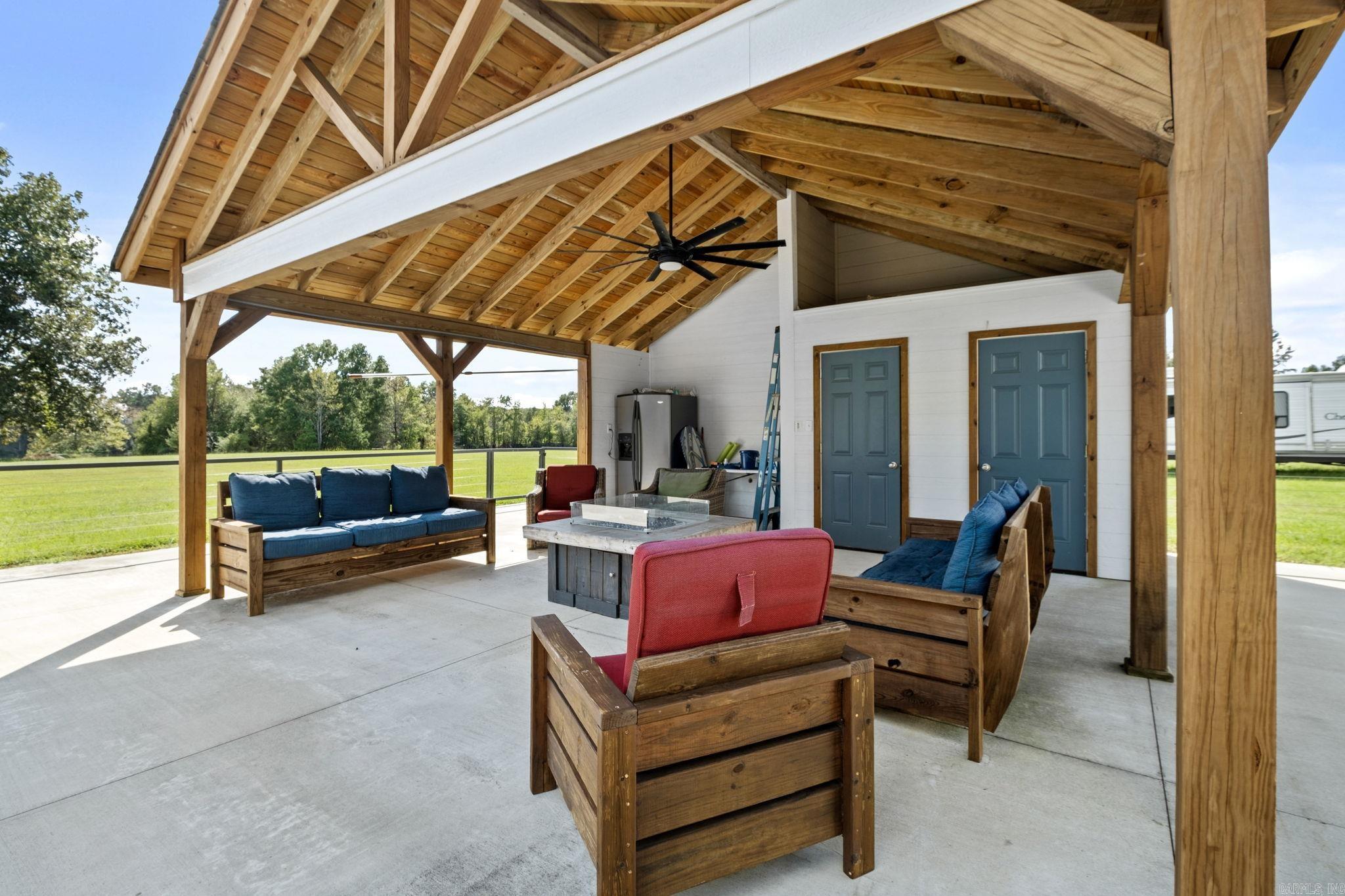 8501 Old Tom Box  Sherwood, AR
