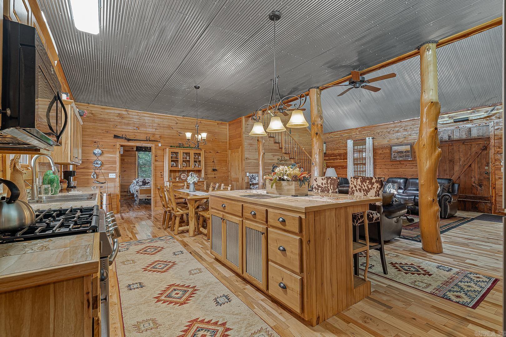 1352 Endless  Harriet, AR