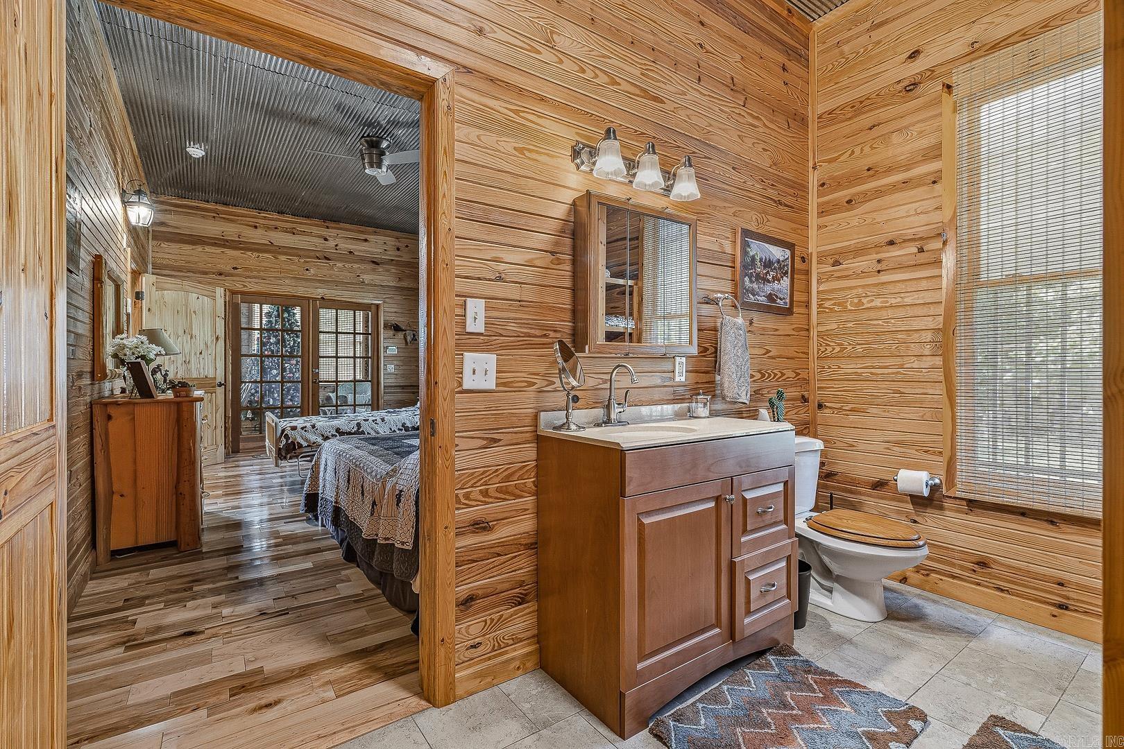 1352 Endless  Harriet, AR