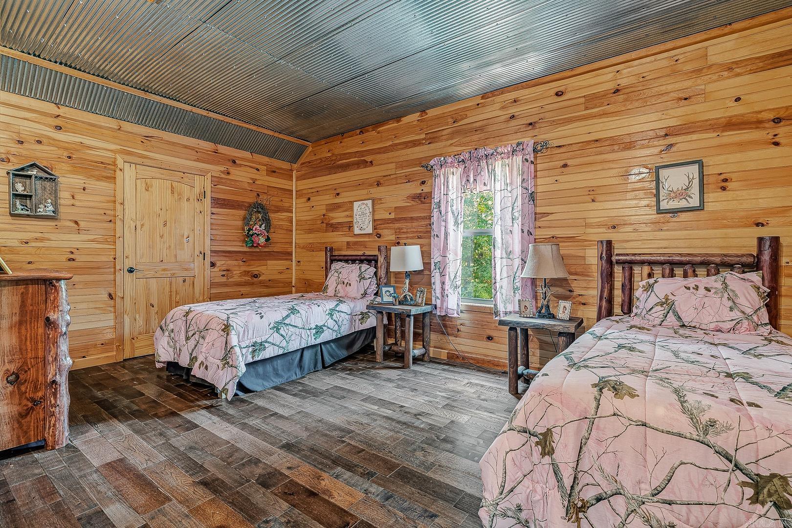 1352 Endless  Harriet, AR