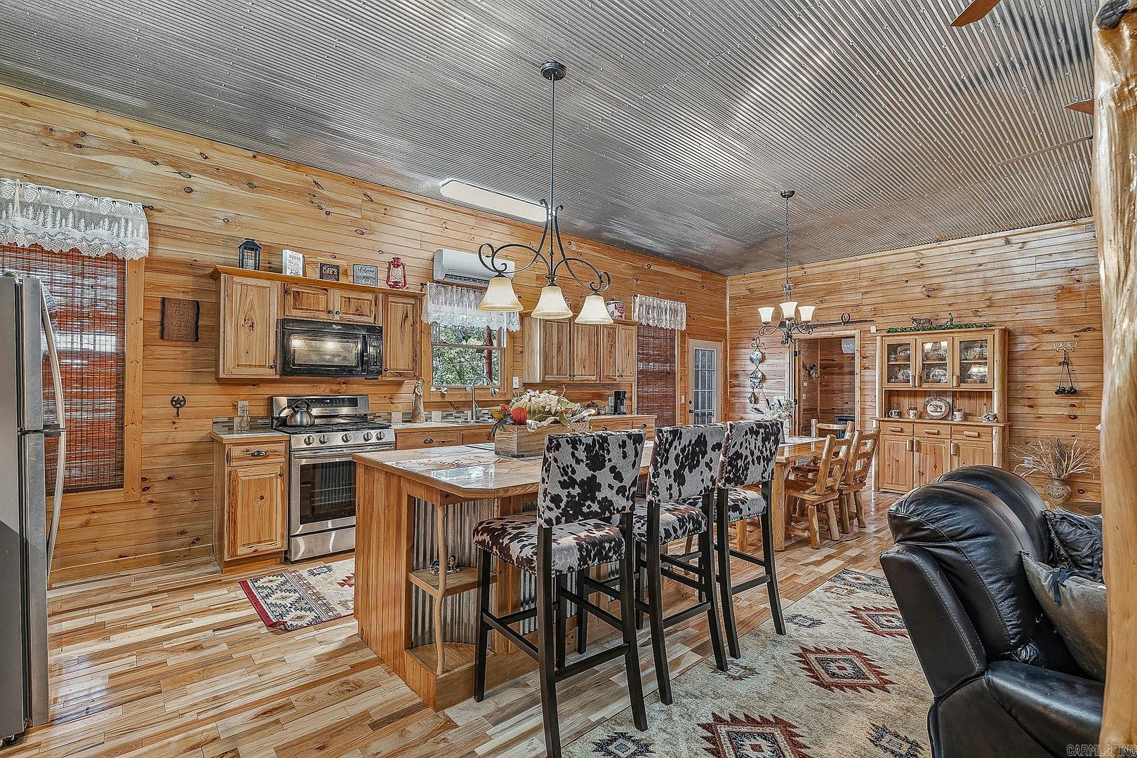 1352 Endless  Harriet, AR