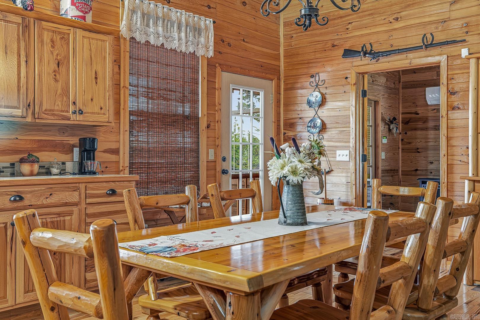 1352 Endless  Harriet, AR
