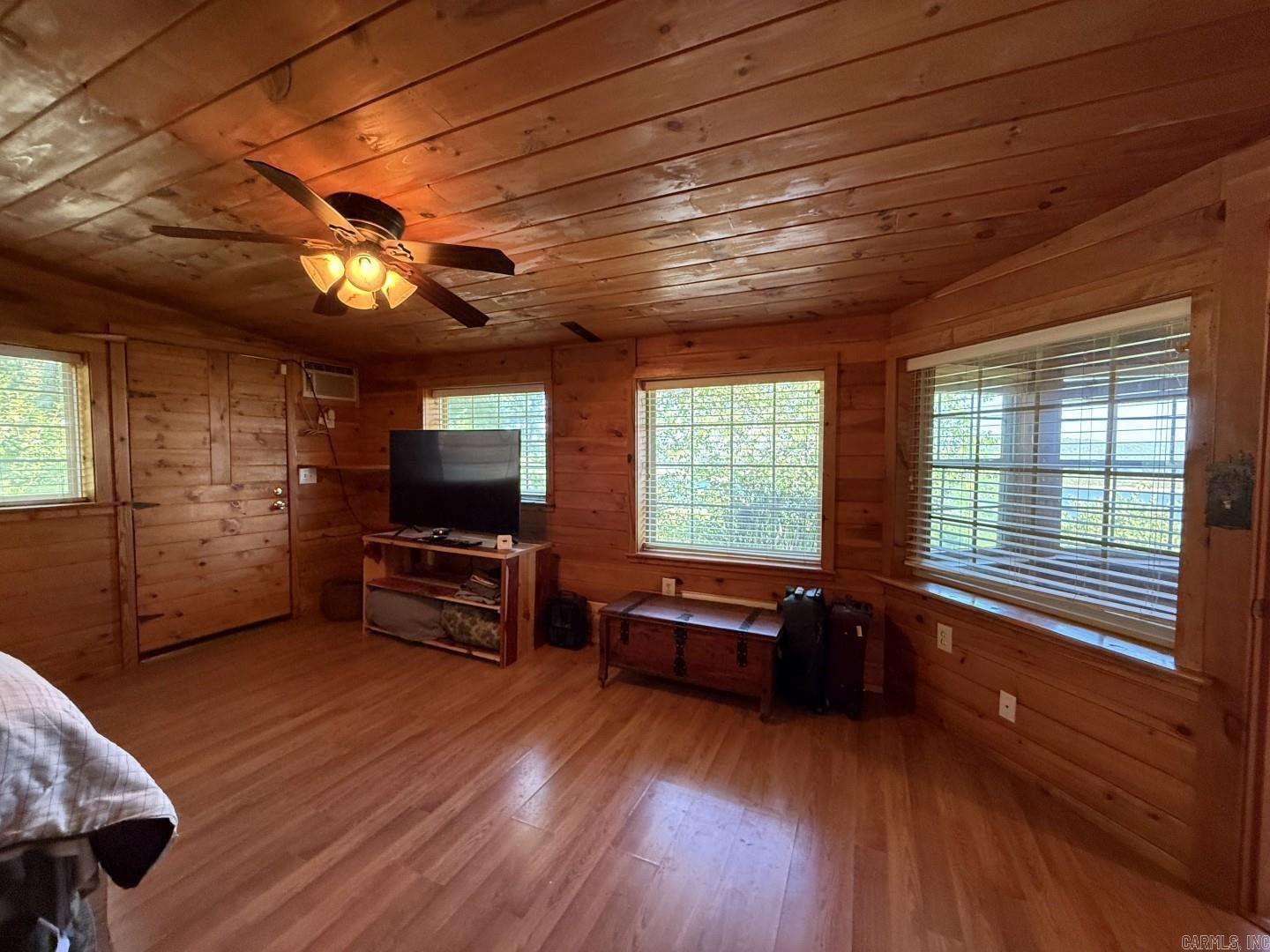5123 Persimmon Pt  Lead Hill, AR