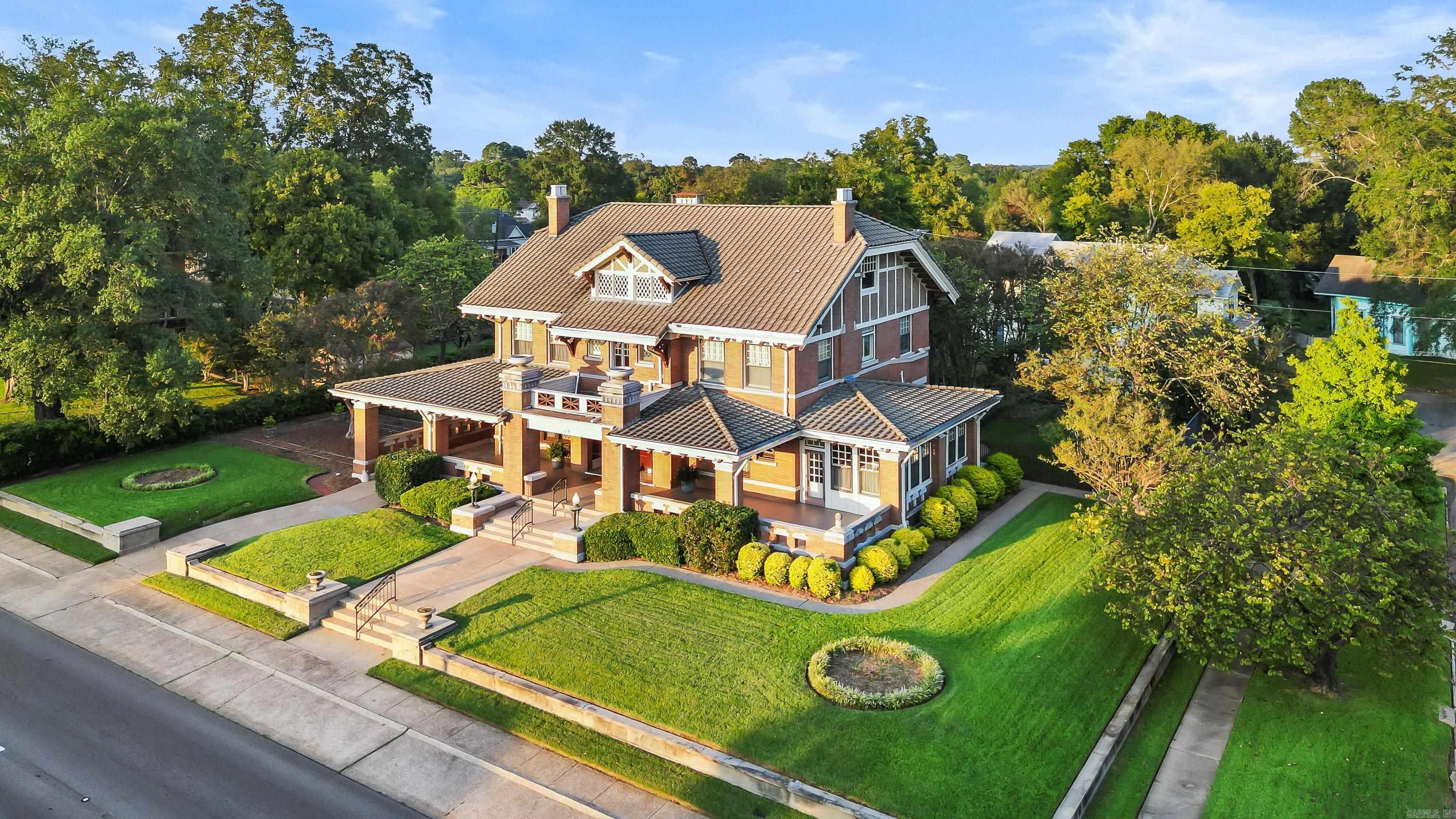 500  Hickory  Texarkana, AR