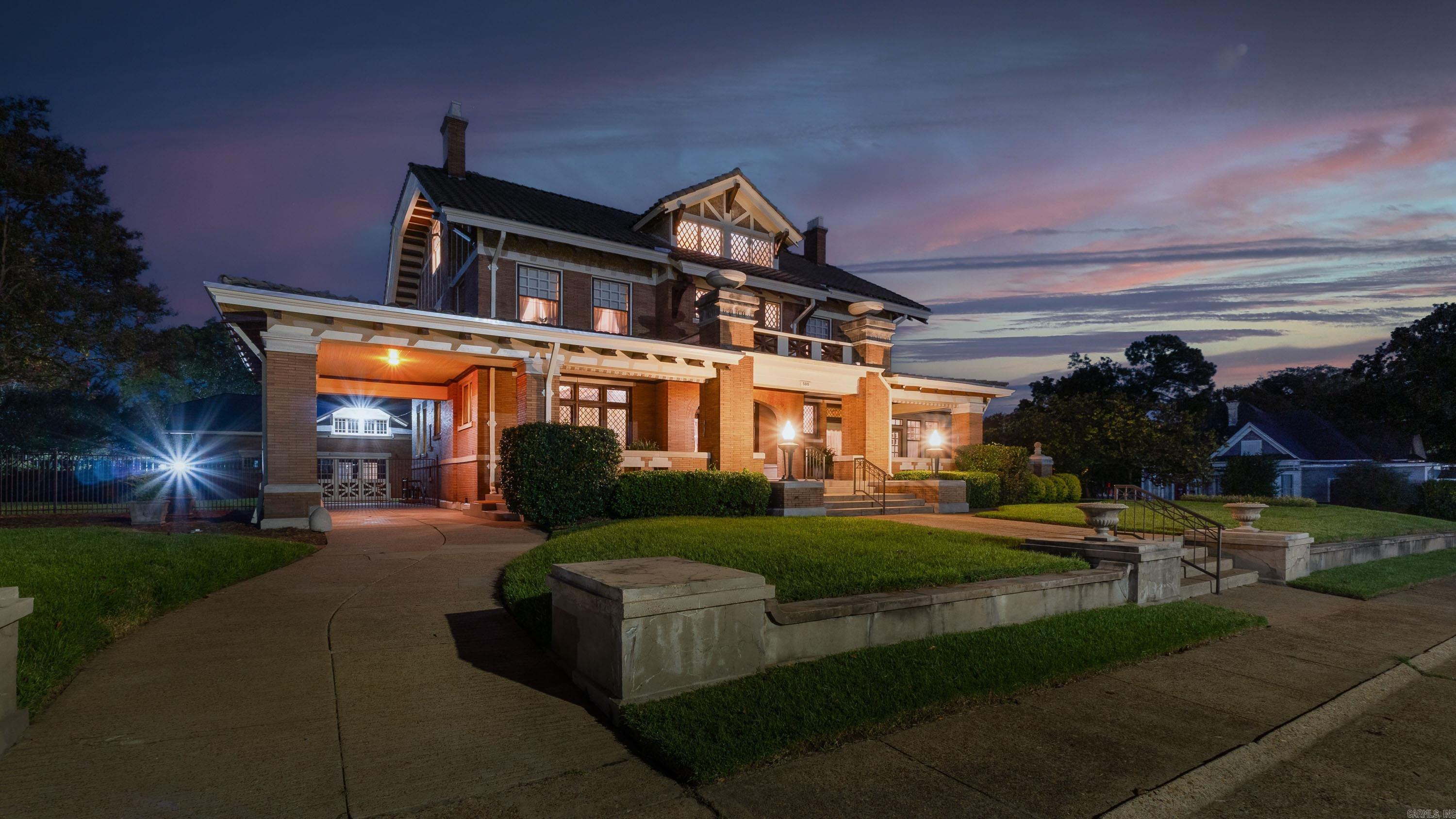500 Hickory  Texarkana, AR