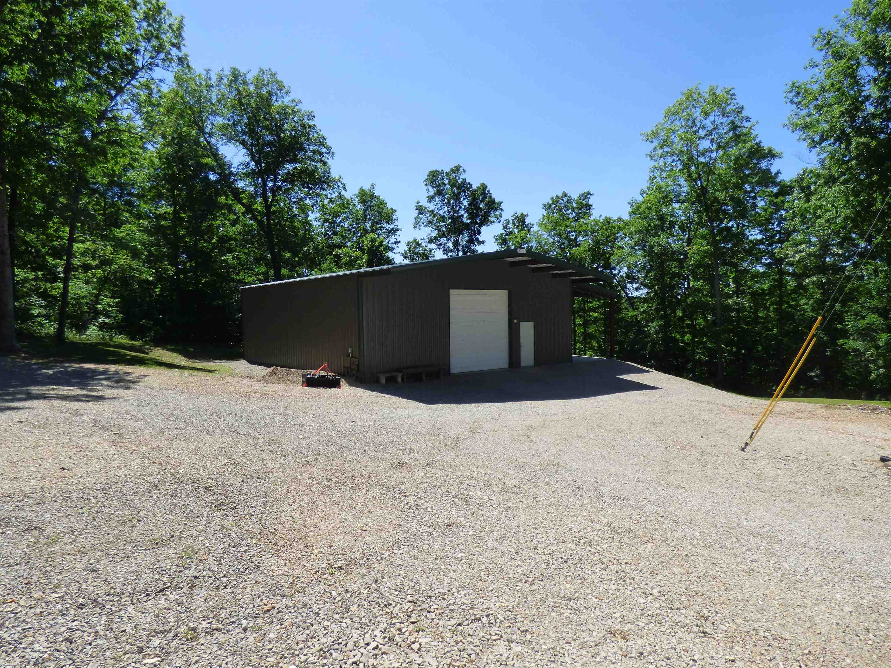 183 AR Highway 175  Hardy, AR