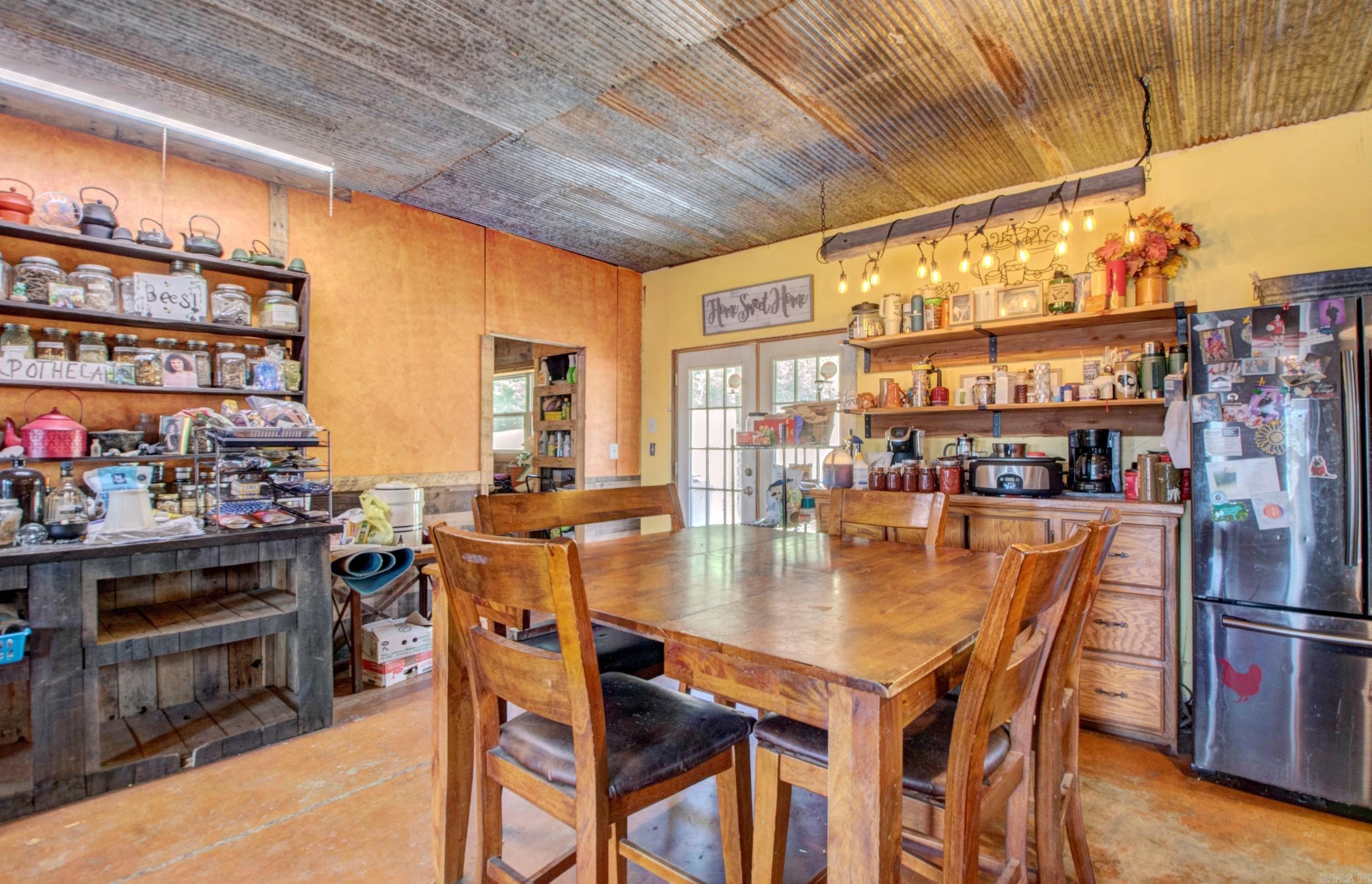 1195 Highway 5  Romance, AR
