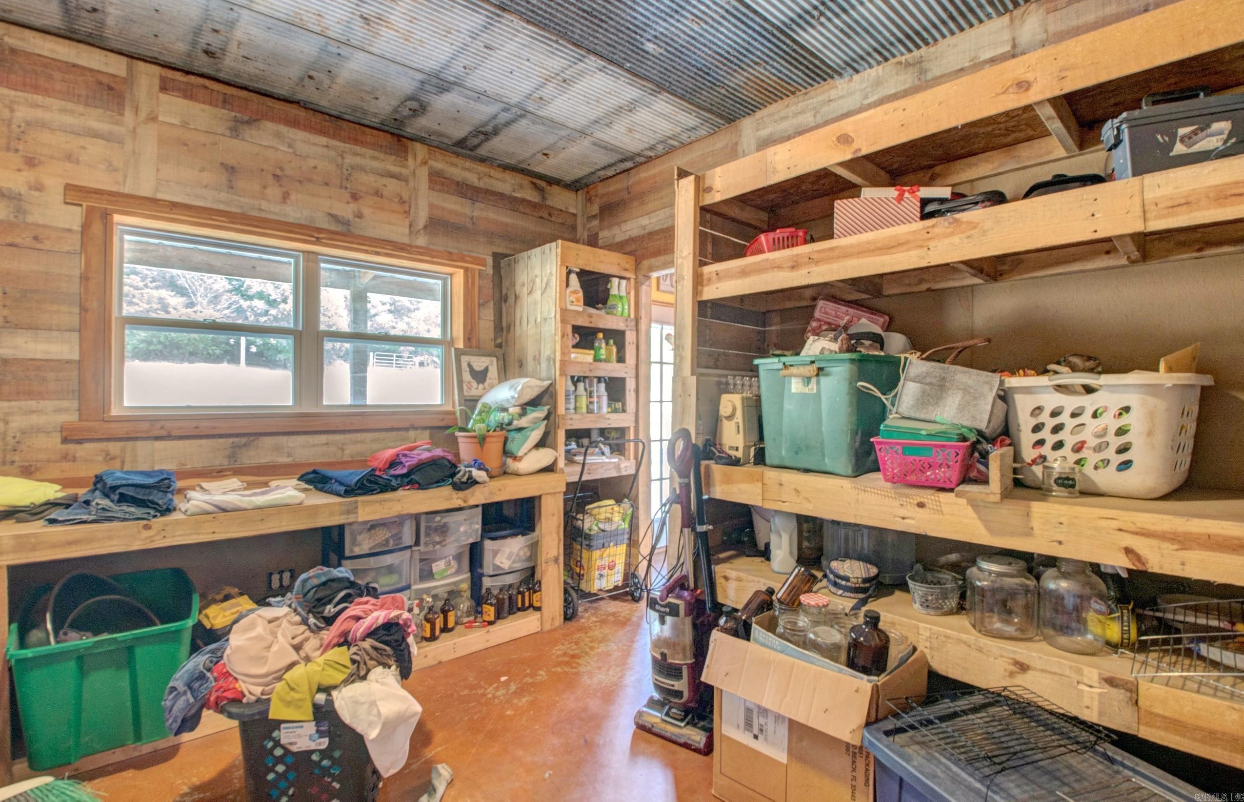 1195 Highway 5  Romance, AR