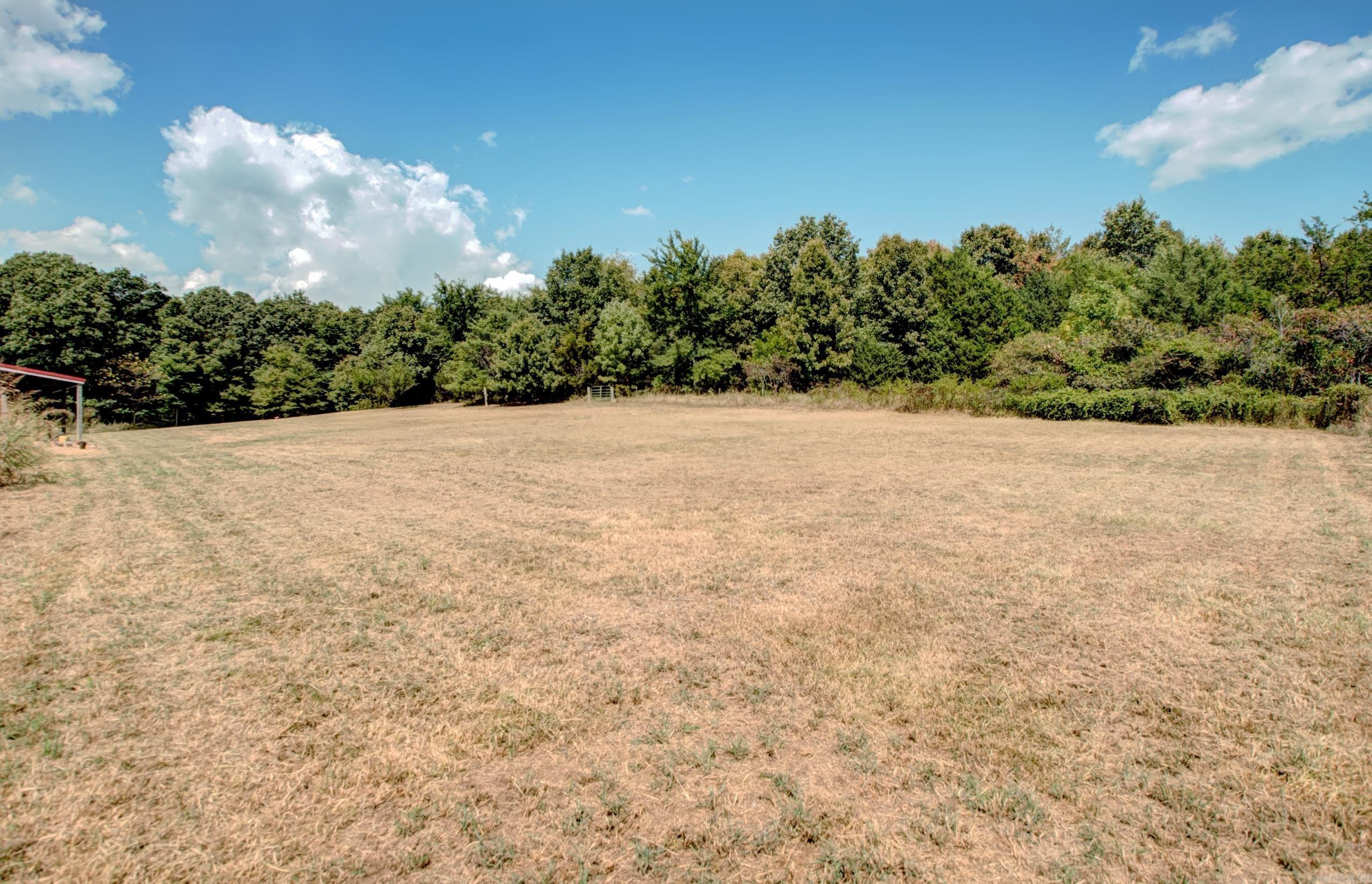 1195 Highway 5  Romance, AR