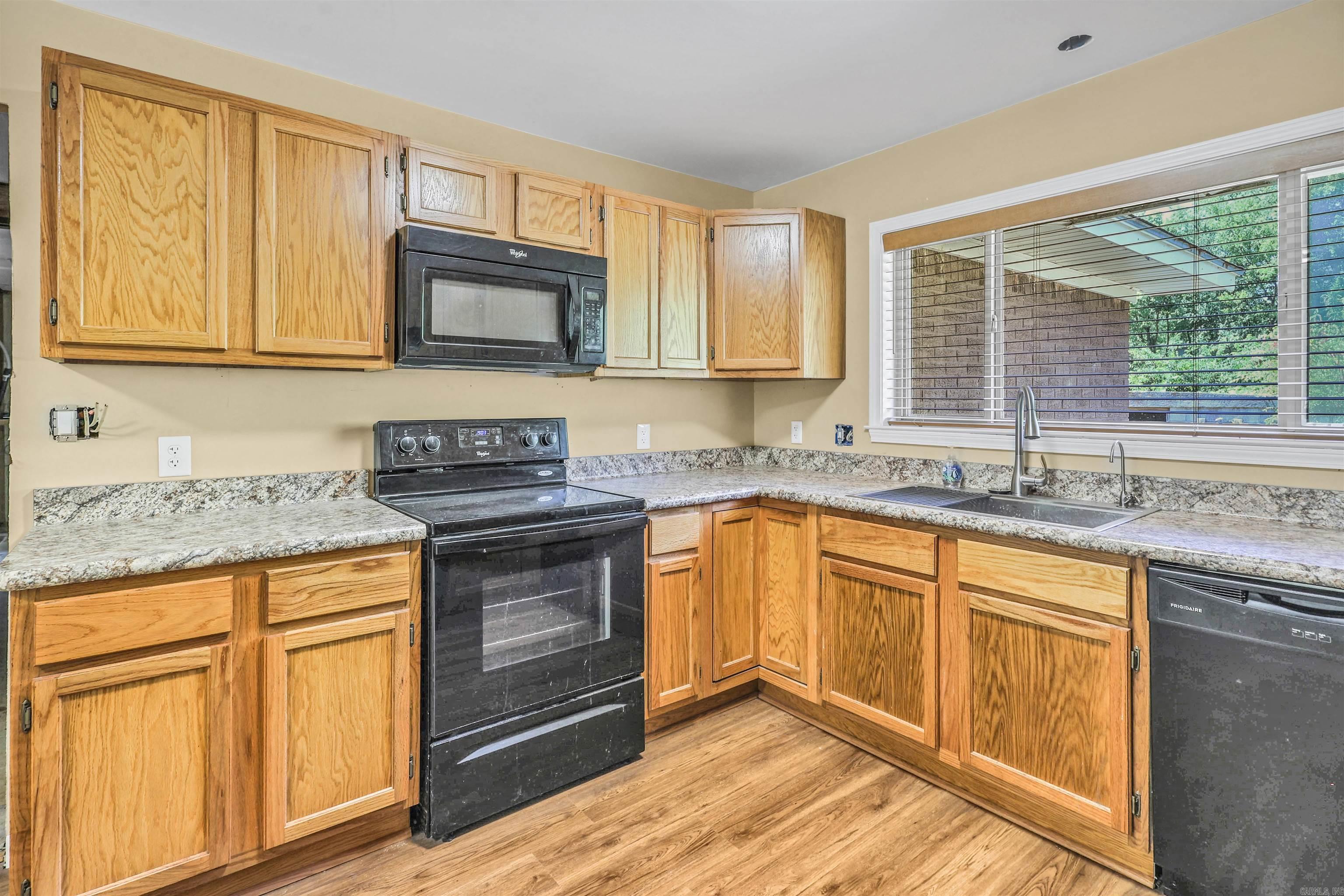 3173 S HWY 27  Mount Ida, AR
