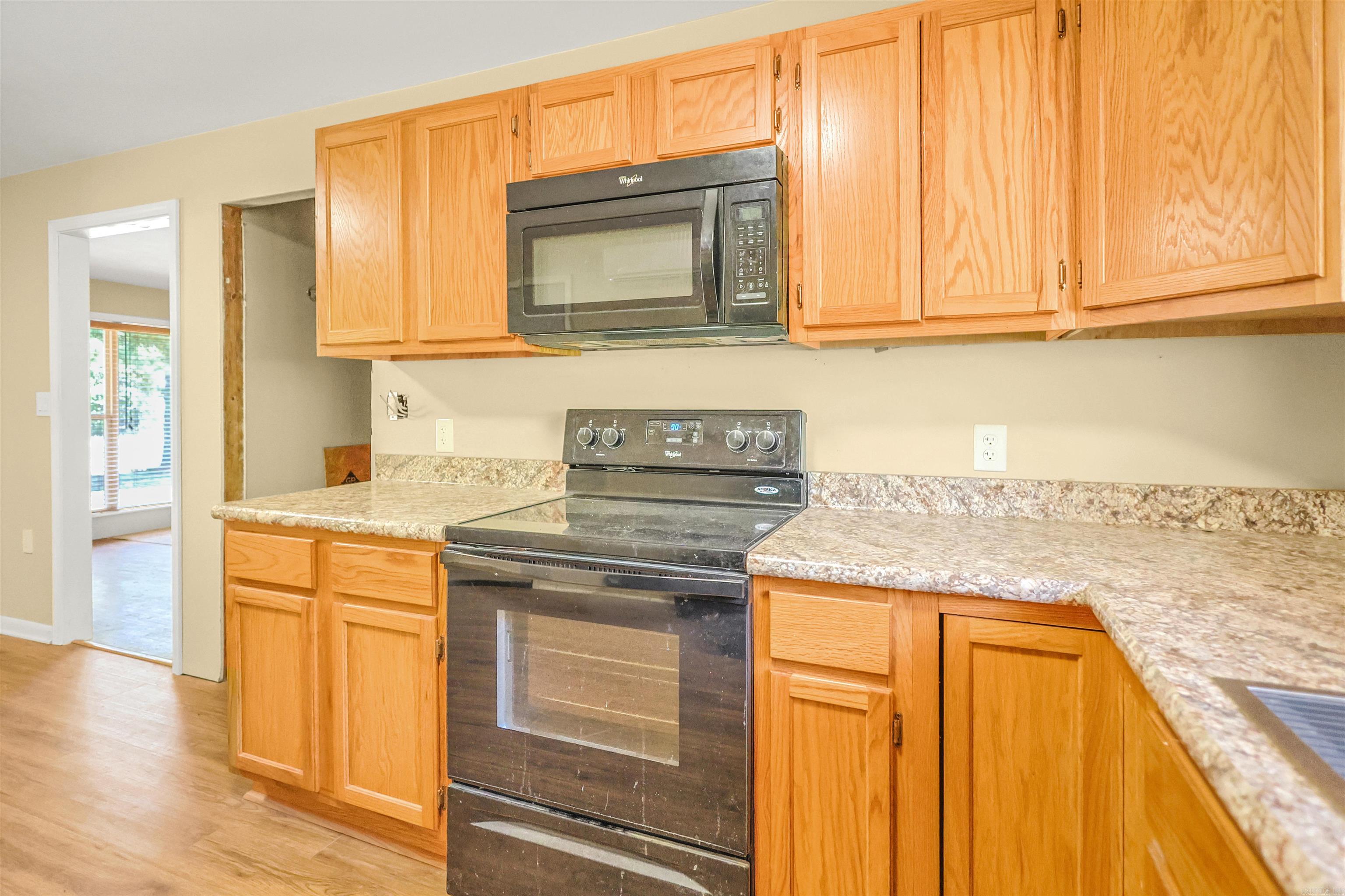 3173 S HWY 27  Mount Ida, AR