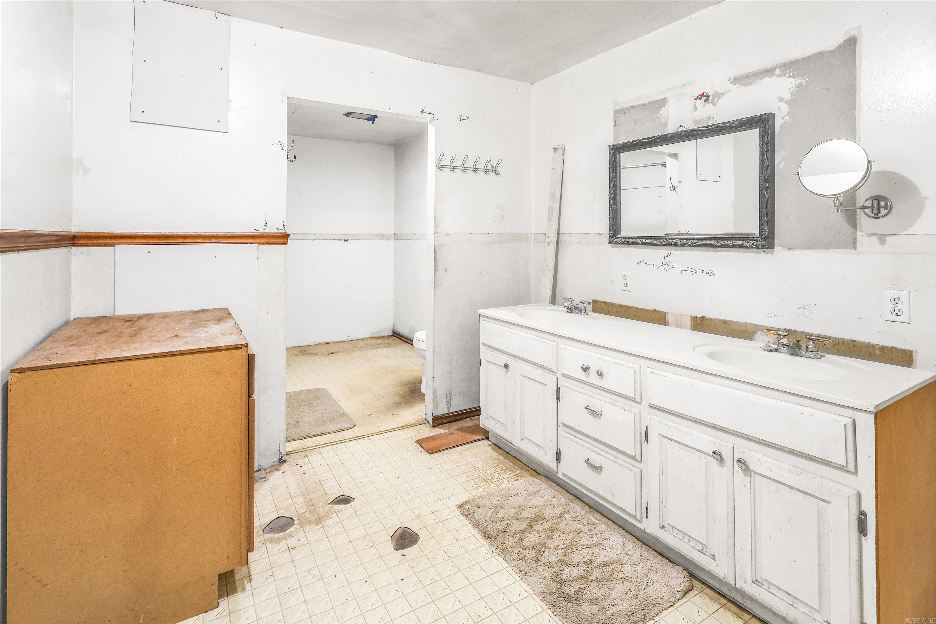 3173 S HWY 27  Mount Ida, AR