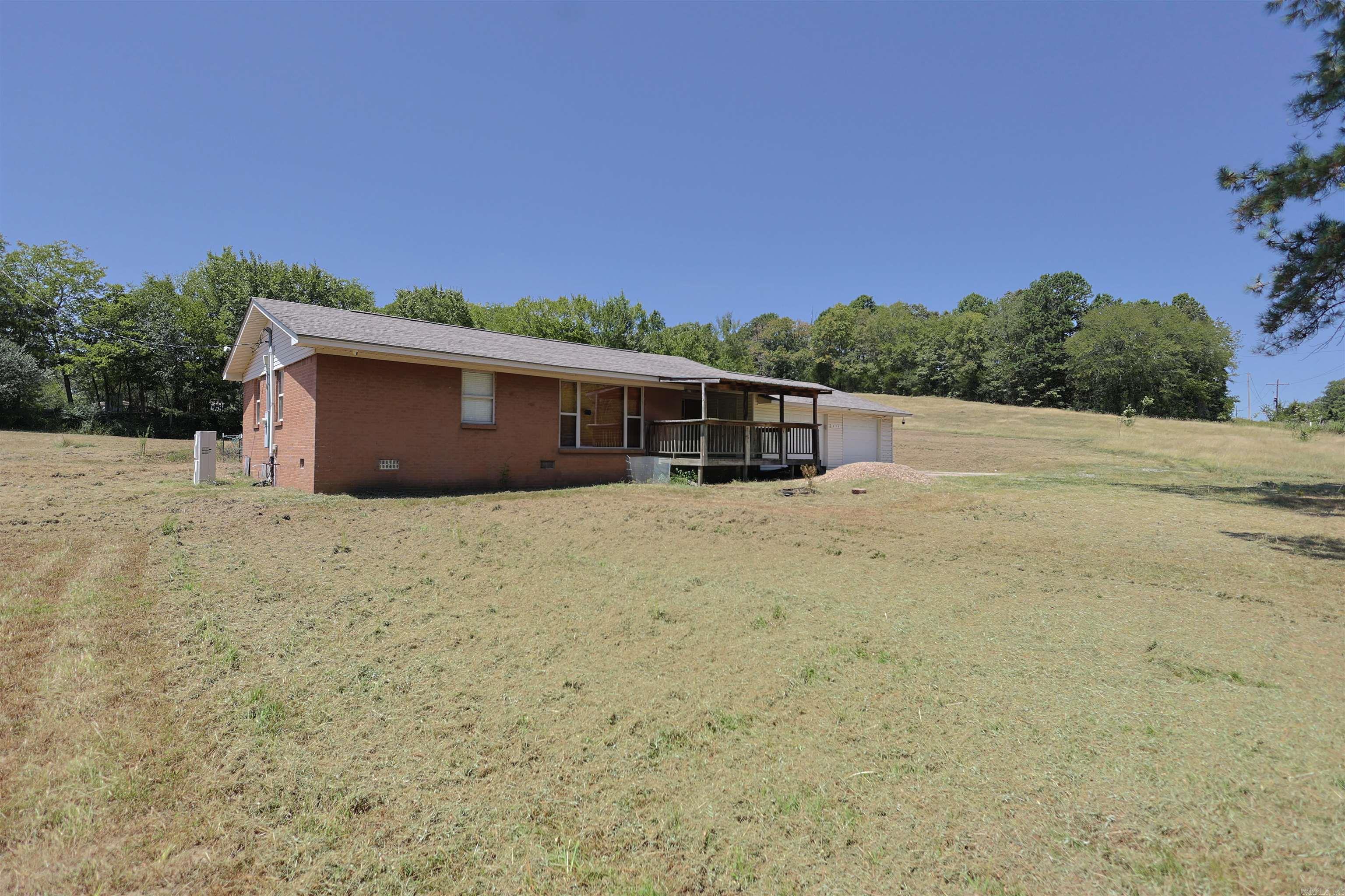 3173 S HWY 27  Mount Ida, AR