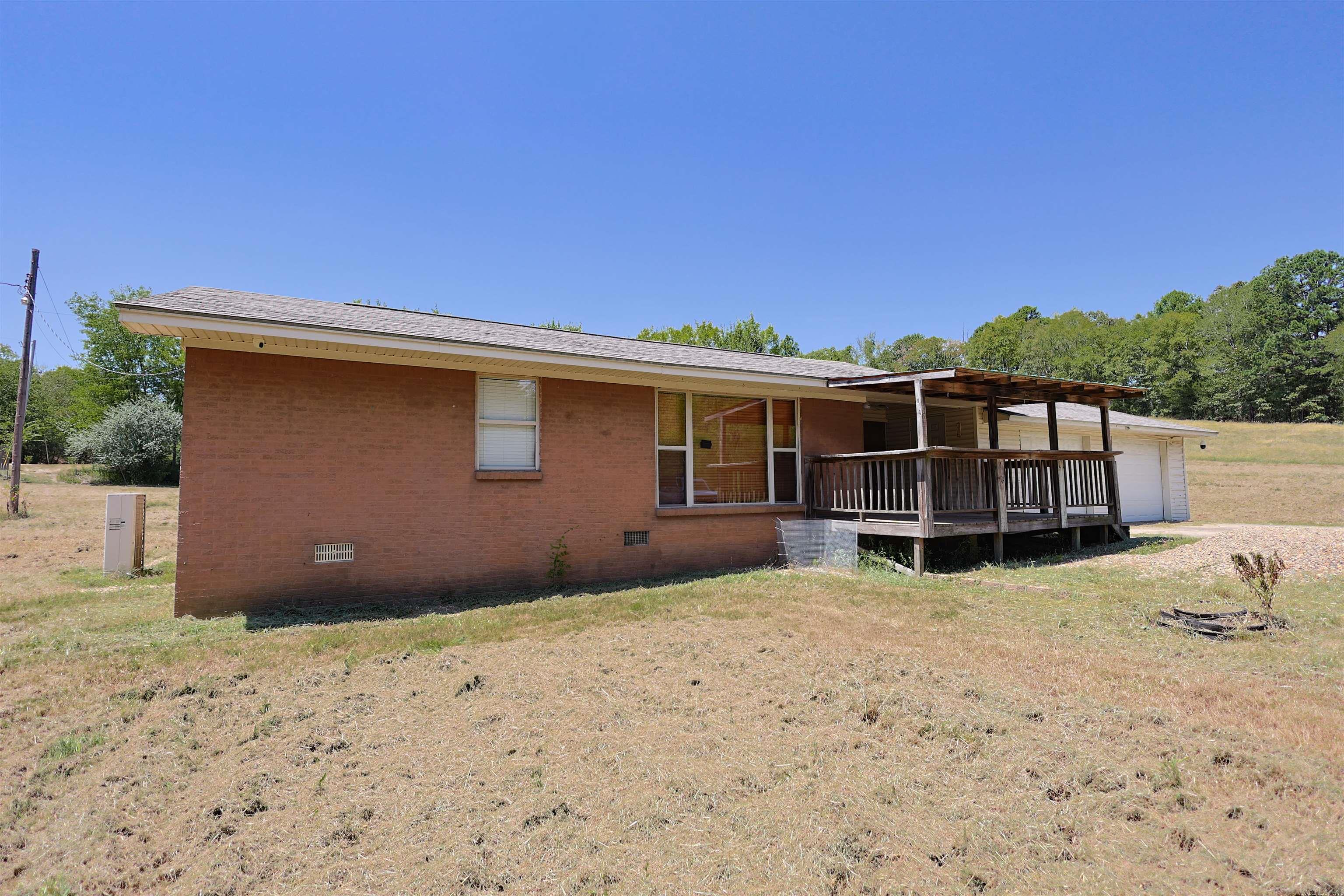 3173 S HWY 27  Mount Ida, AR
