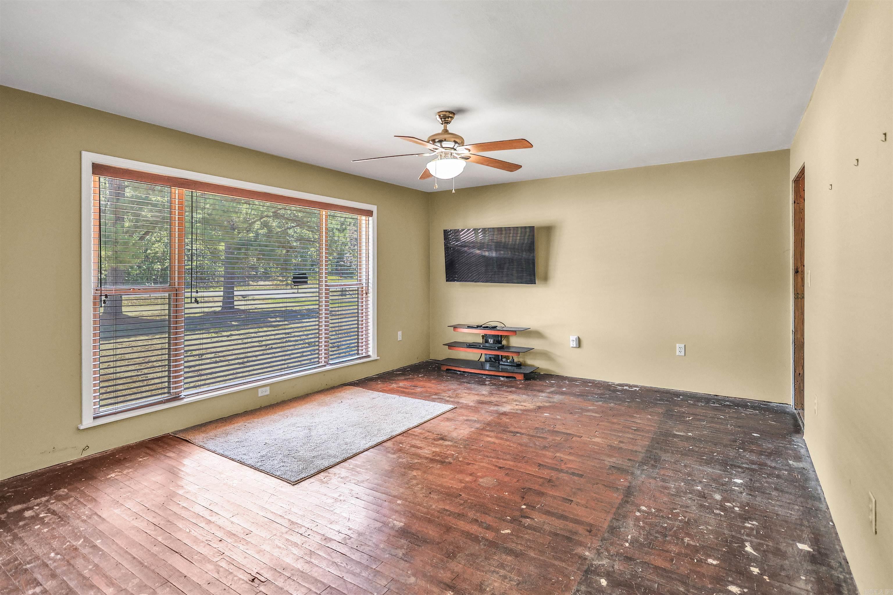 3173 S HWY 27  Mount Ida, AR
