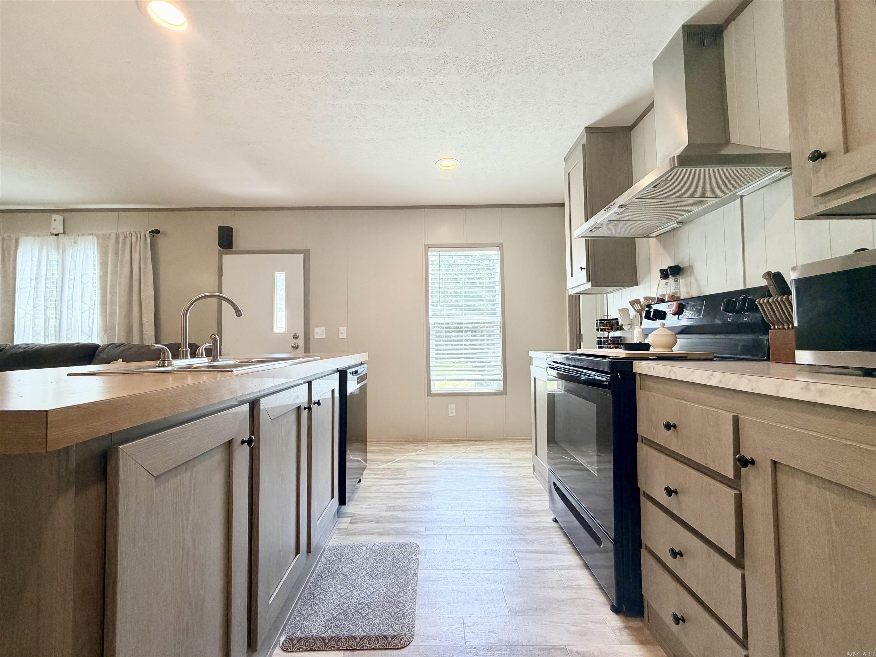 160 & 170  Honey Bee Road  Ashdown, AR