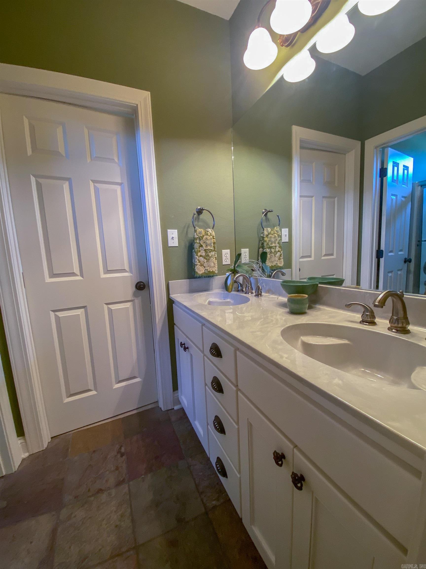 150 Heatherwood  Hot Springs, AR