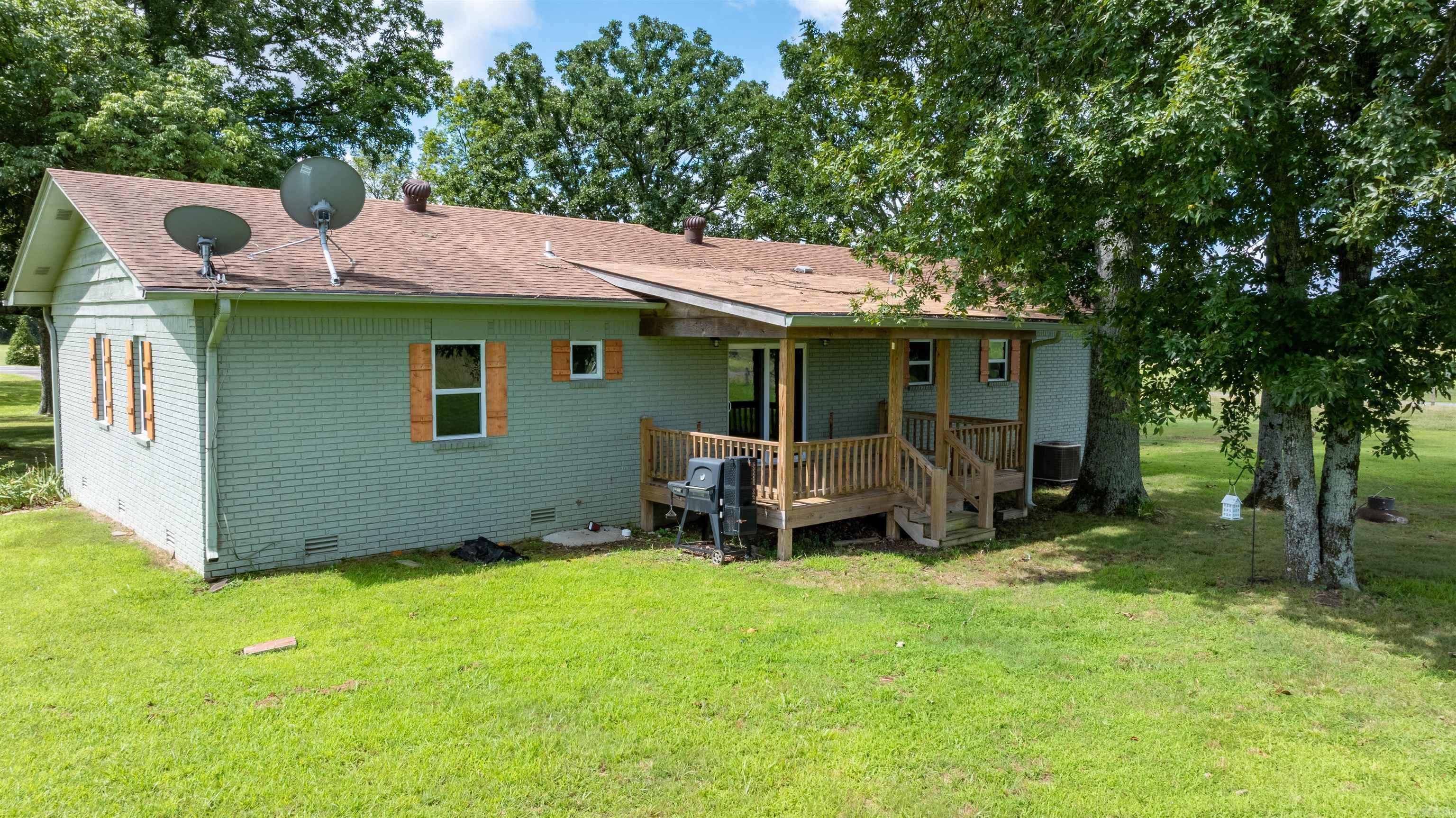 13337 Highway 16 East  Shirley, AR