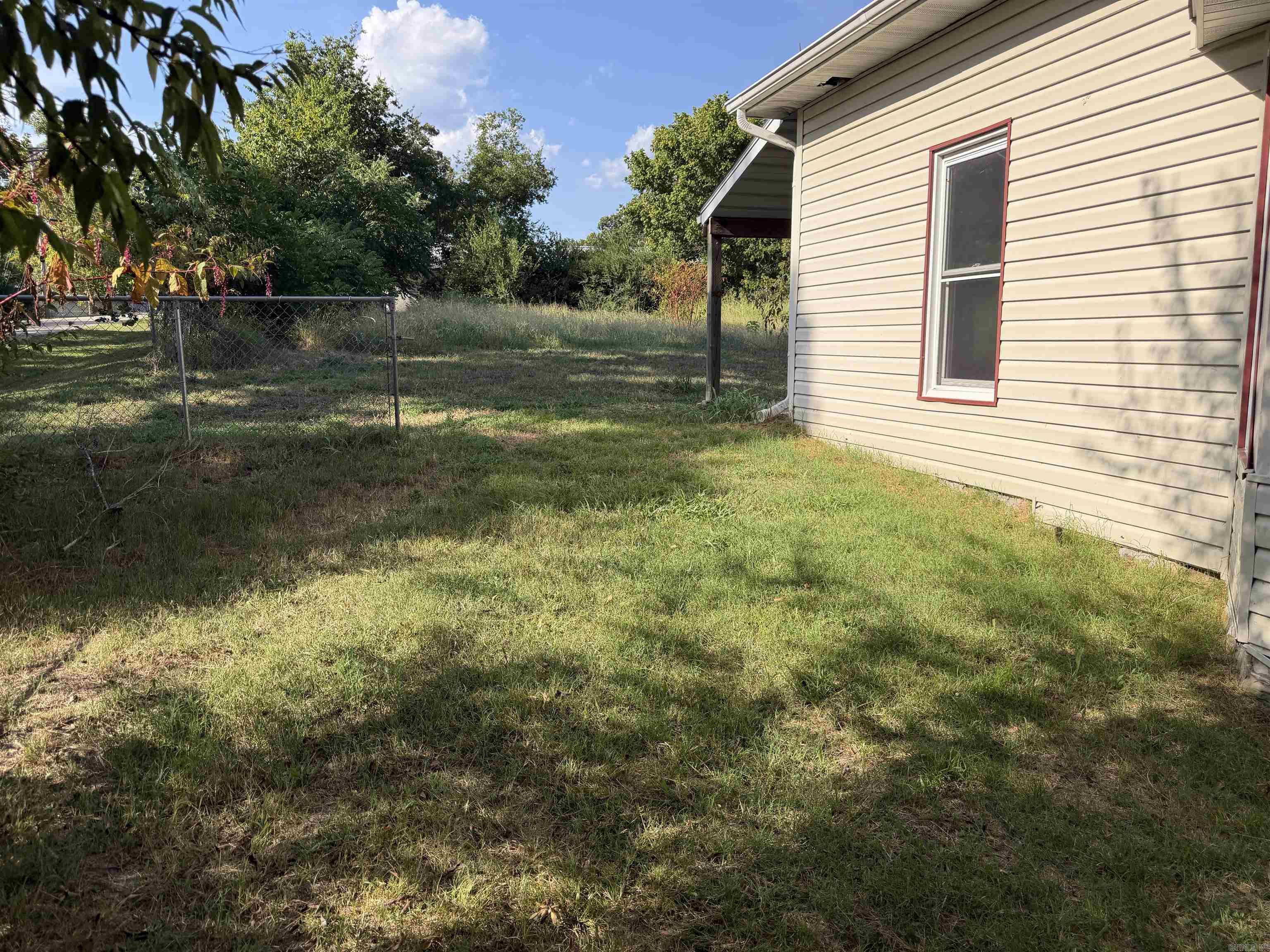 15 1st  Norfork, AR