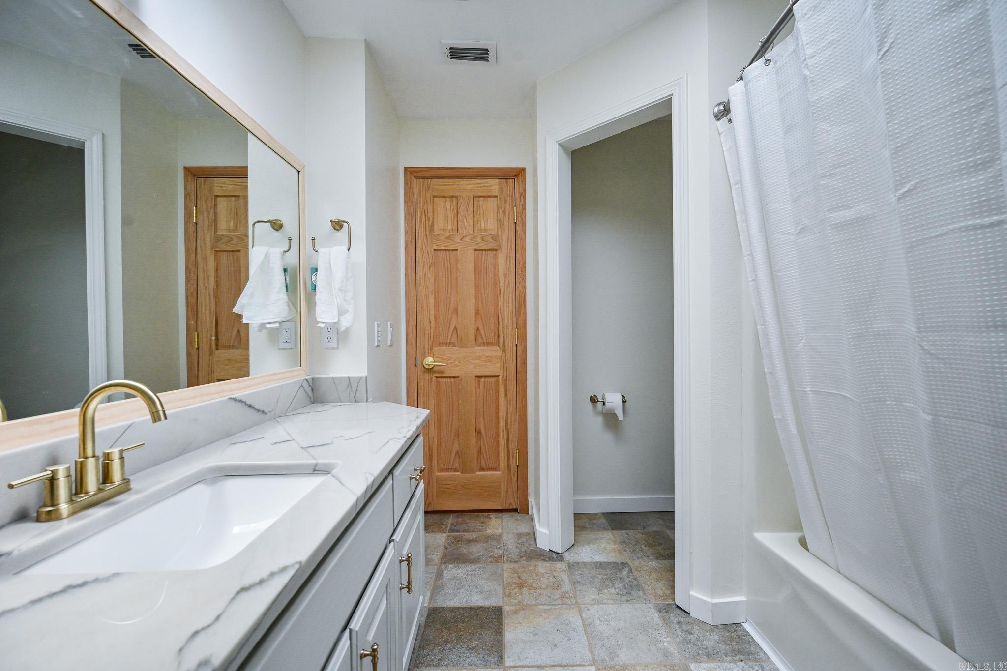 1705 Ashton  Mena, AR