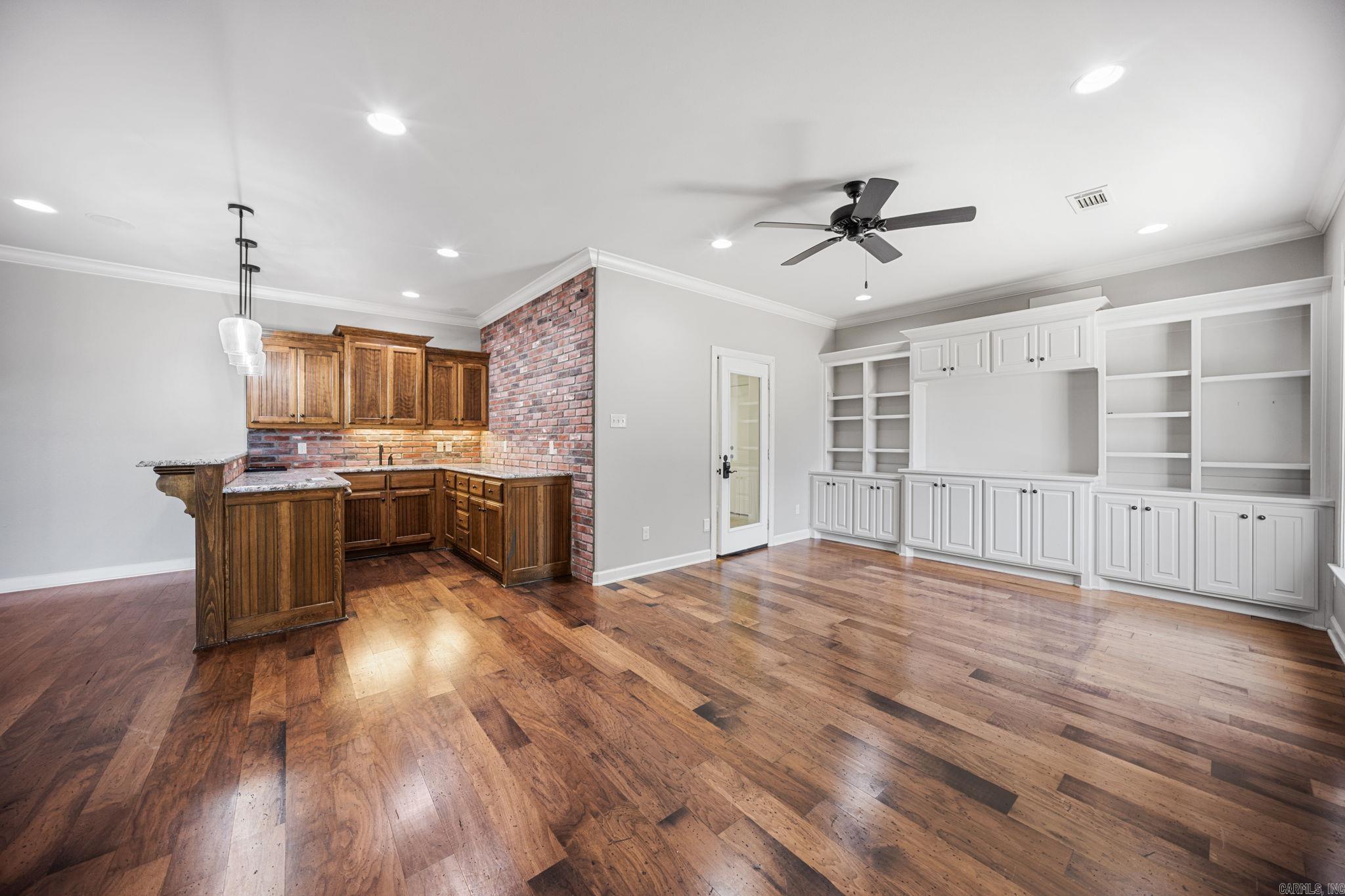 23801 Mills Mountain  Little Rock, AR
