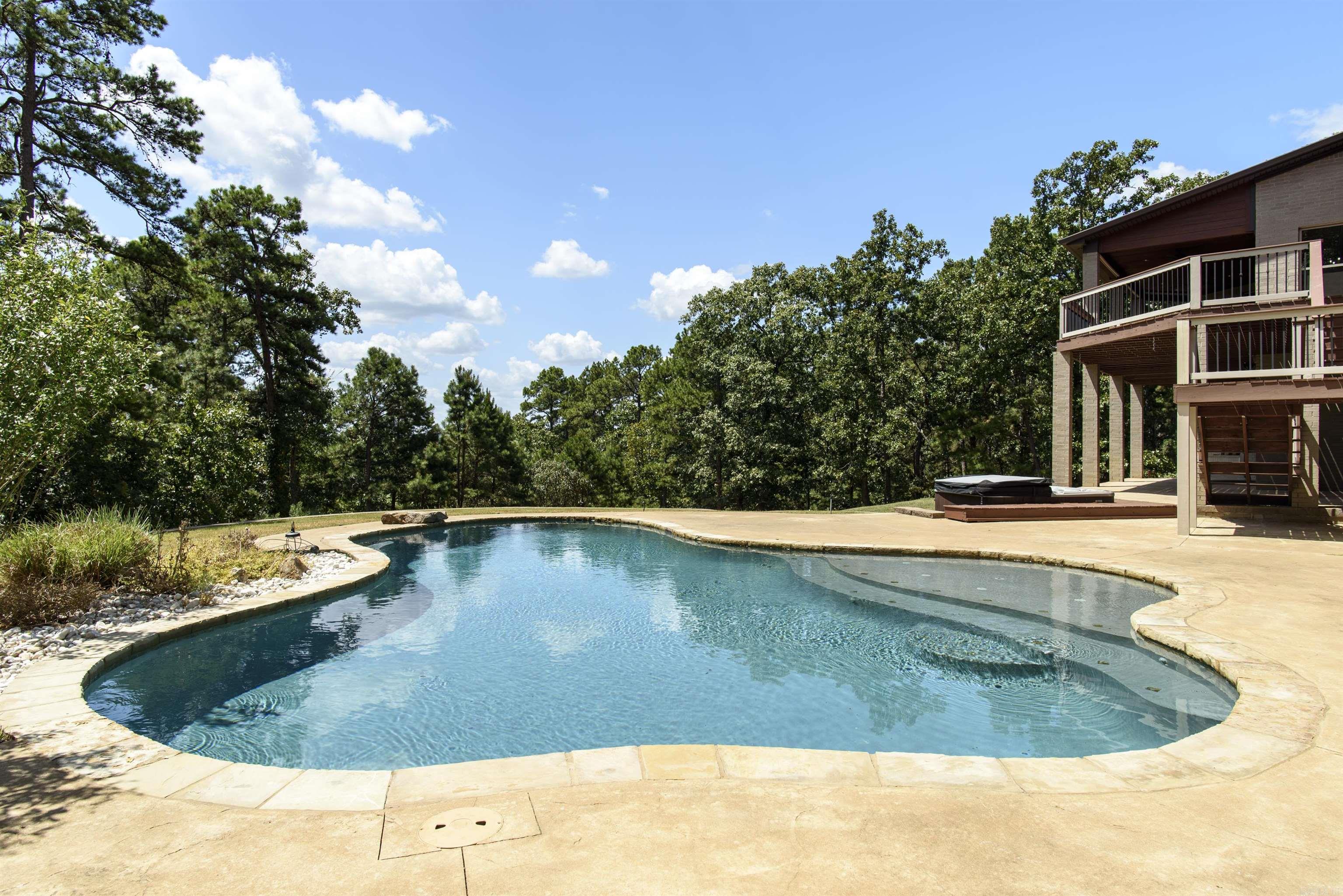 23801 Mills Mountain  Little Rock, AR