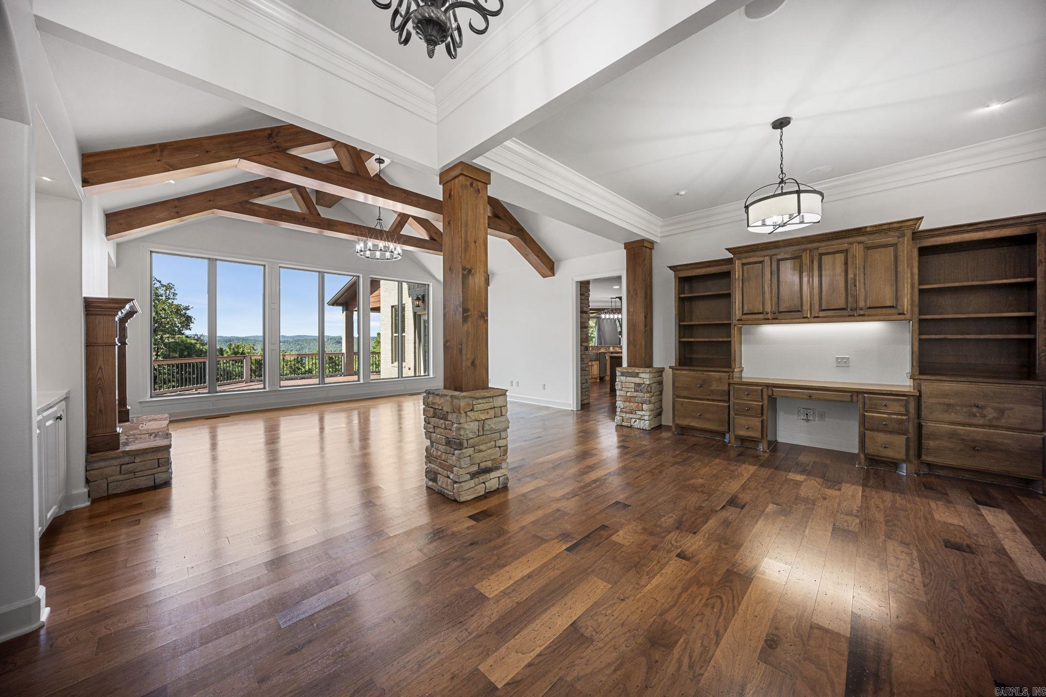 23801 Mills Mountain  Little Rock, AR