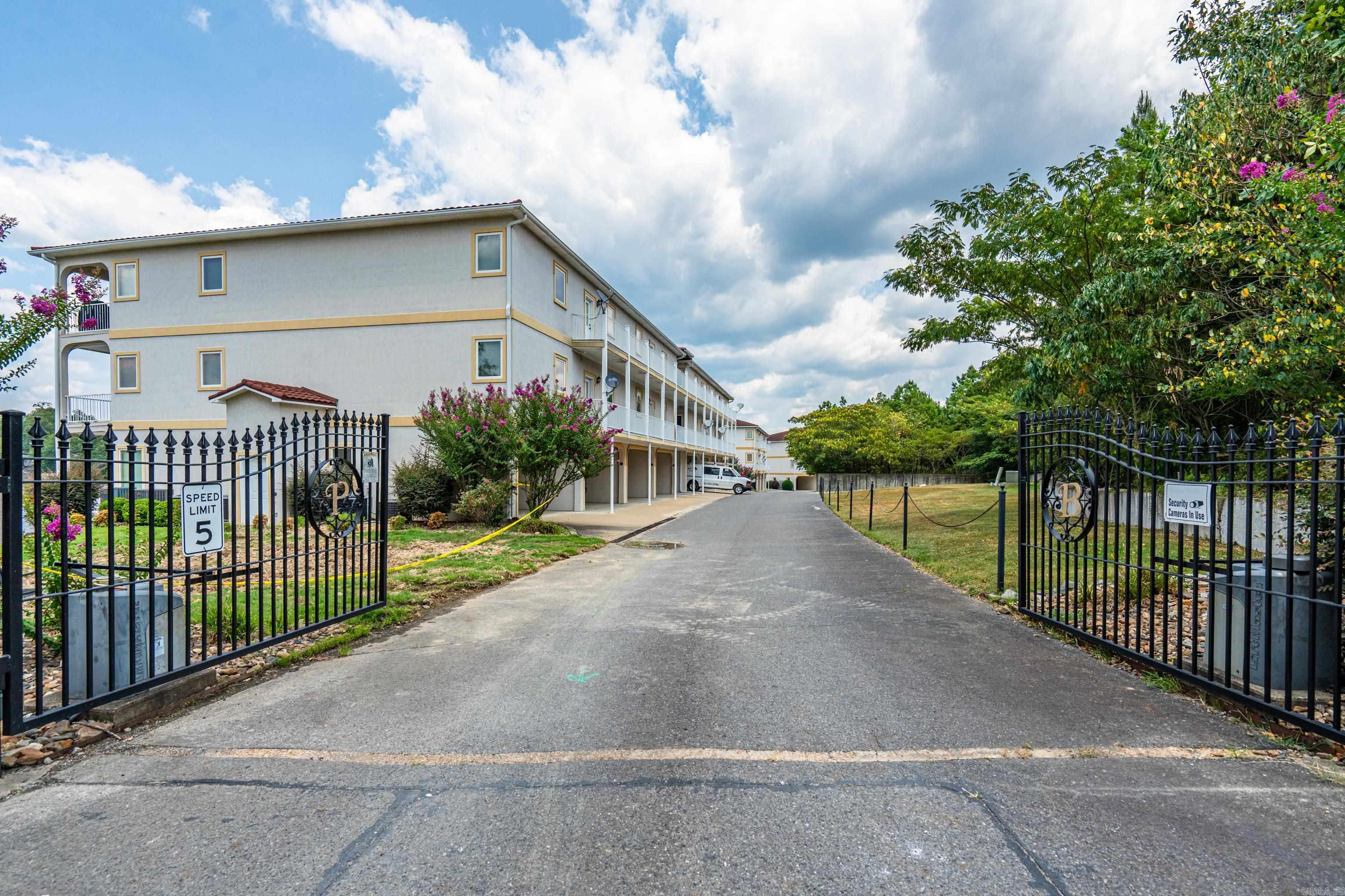 1380 Airport  Hot Springs, AR