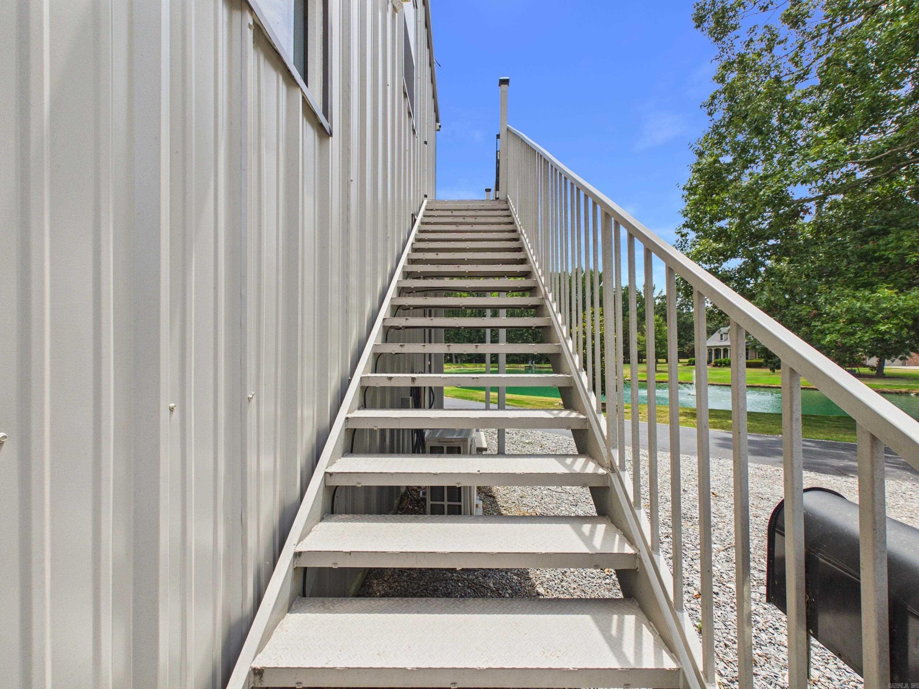 2802 Saddle Creek Rd  Hazen, AR