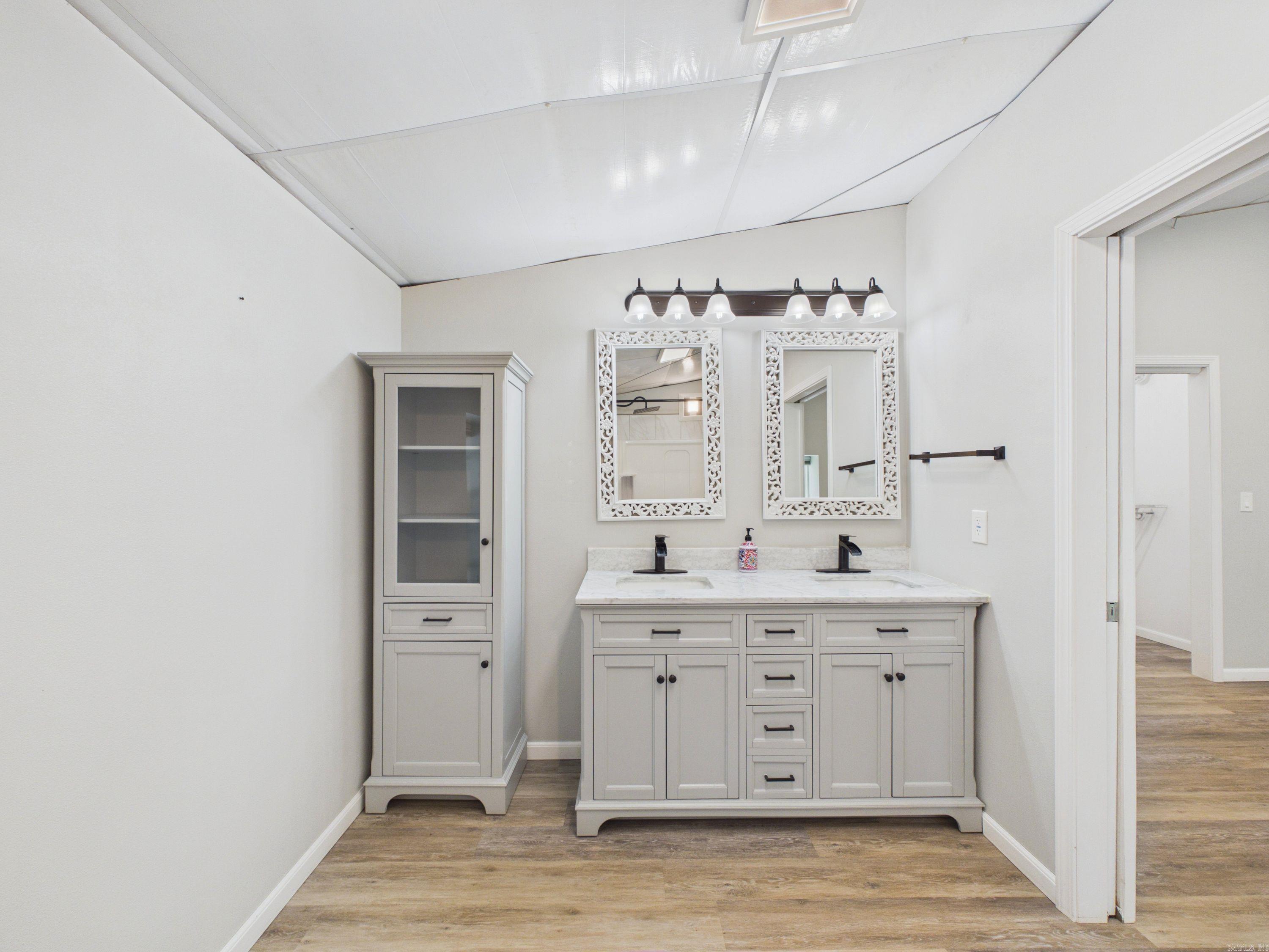 2802 Saddle Creek Rd  Hazen, AR