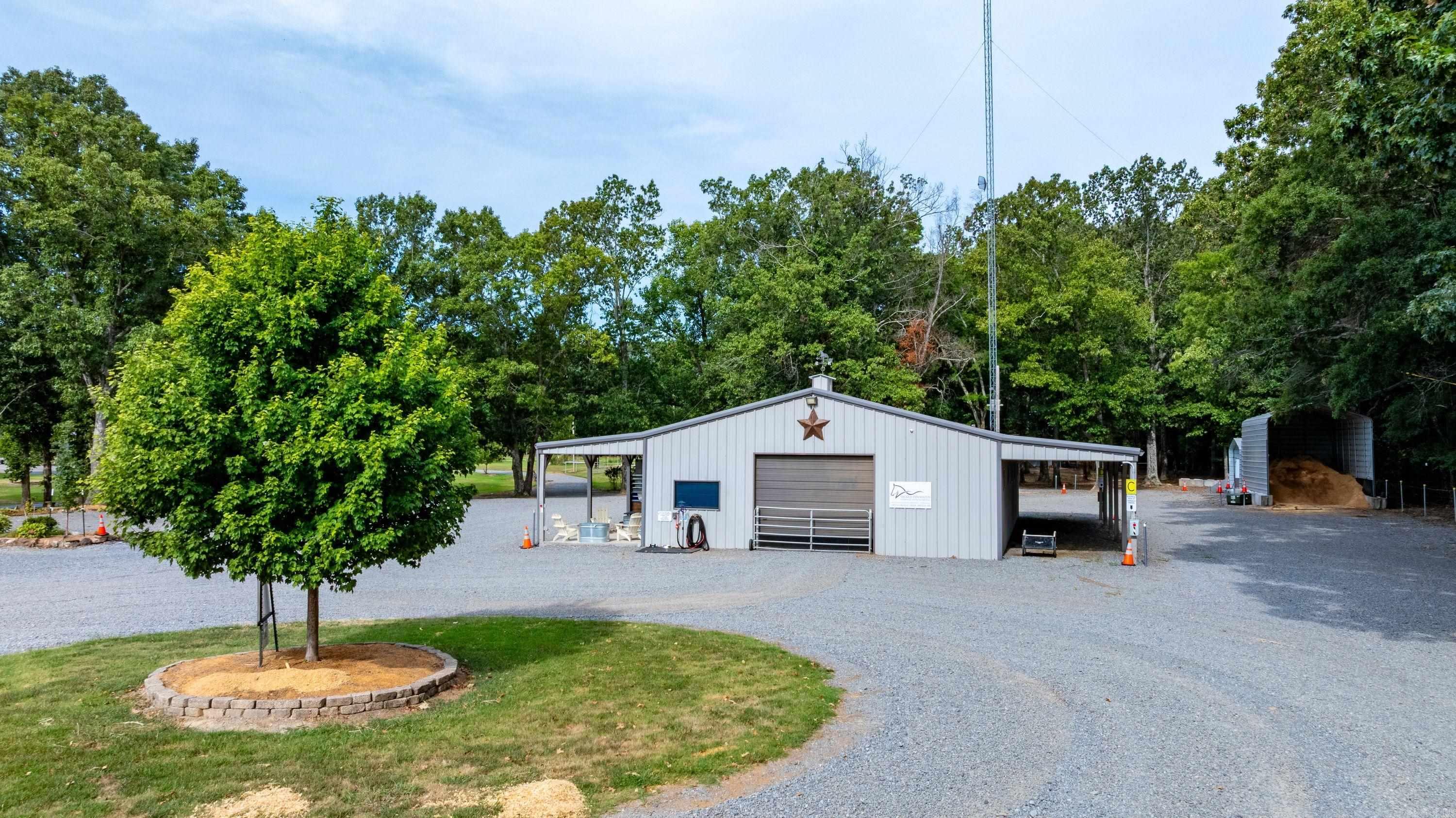 2802 Saddle Creek Rd  Hazen, AR