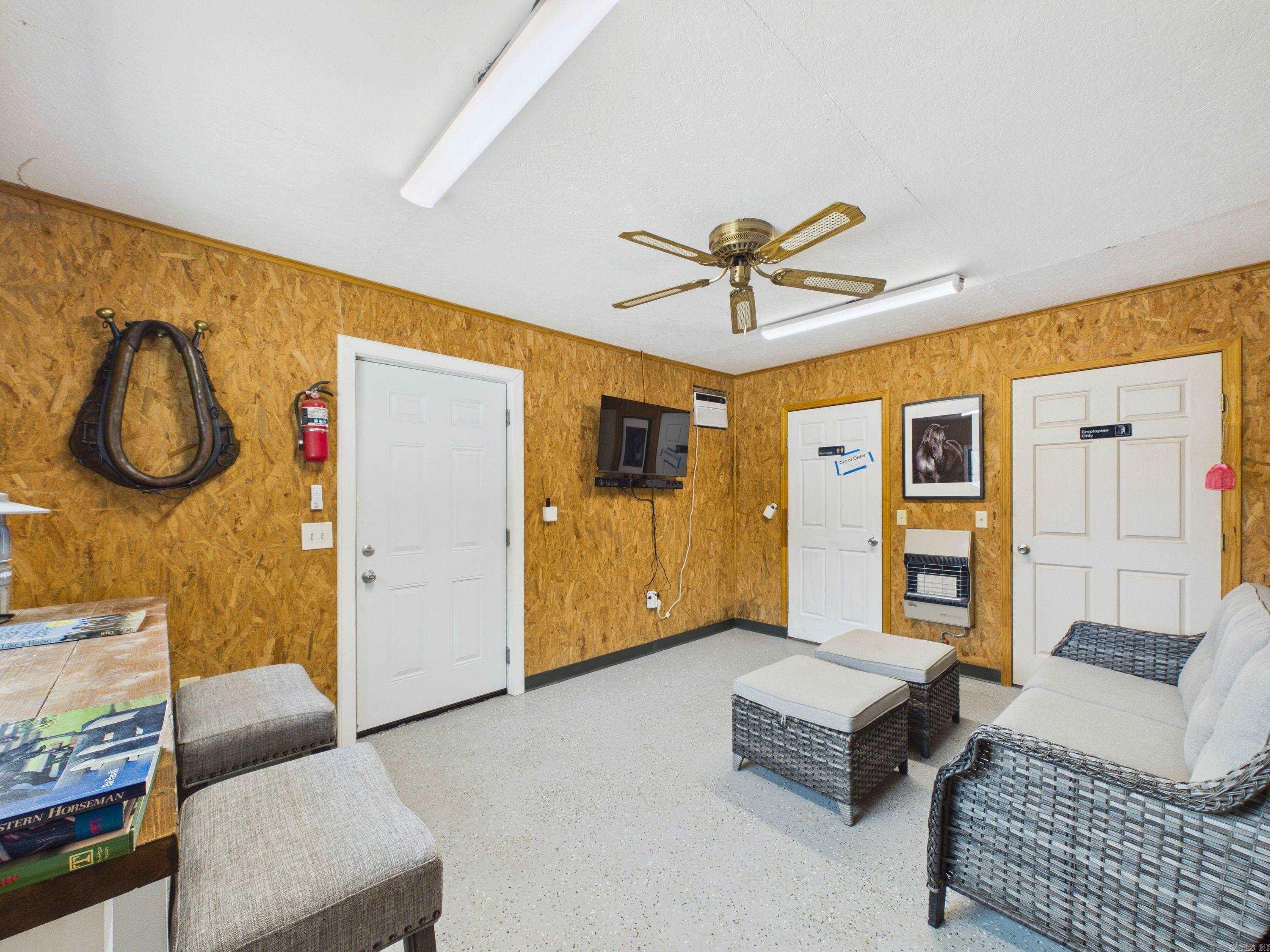 2802 Saddle Creek Rd  Hazen, AR