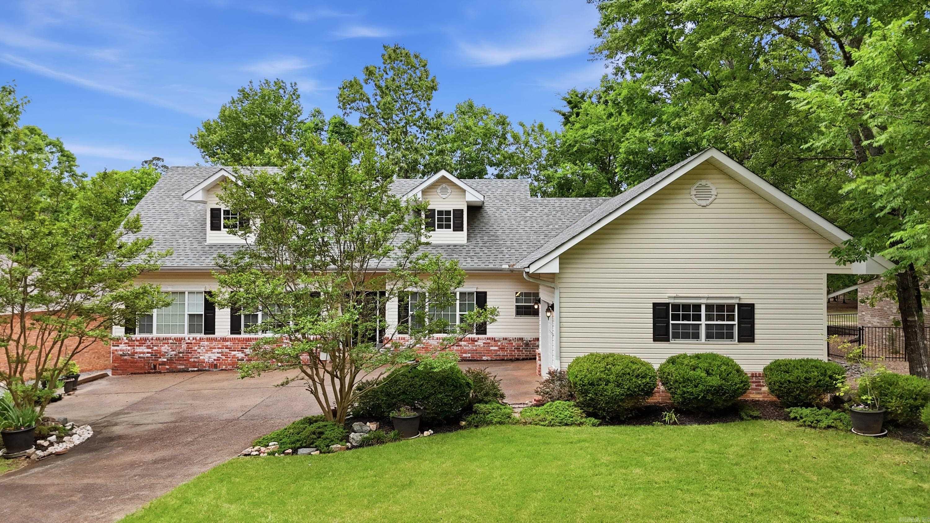 117  Cifuentes Way  Hot Springs Village, AR