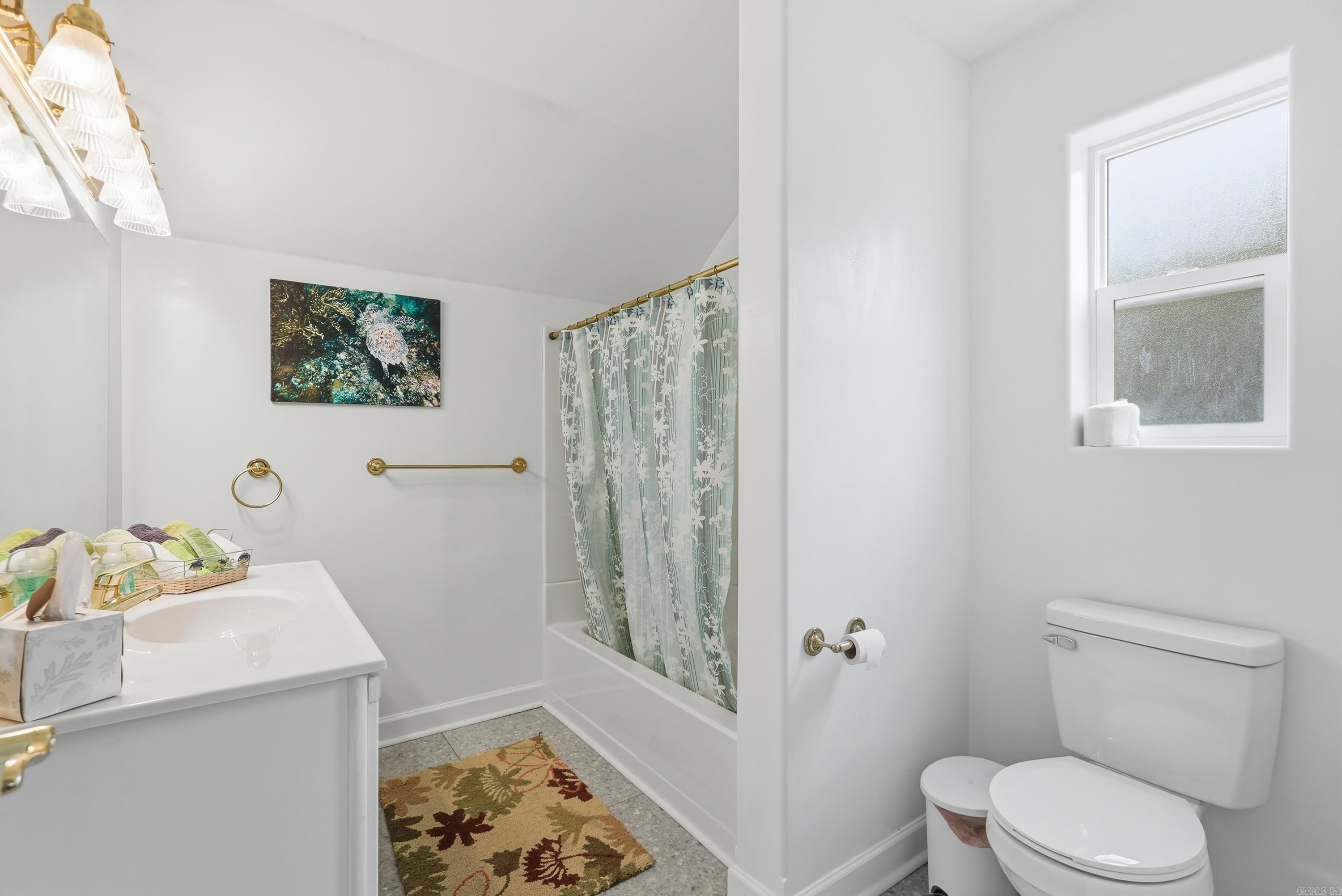 117 Cifuentes Way  Hot Springs Village, AR