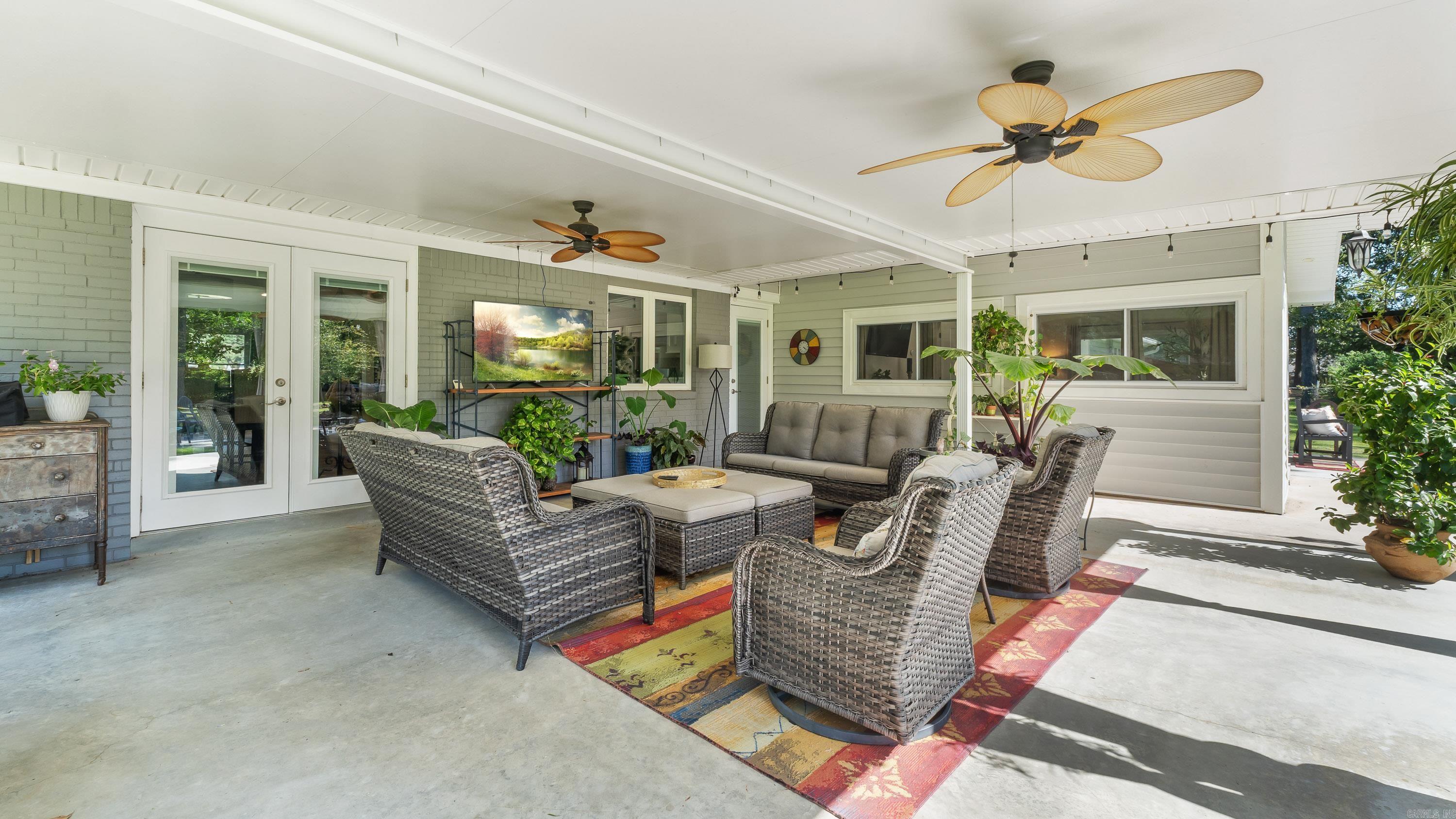 6509 Summerhill  Texarkana, TX