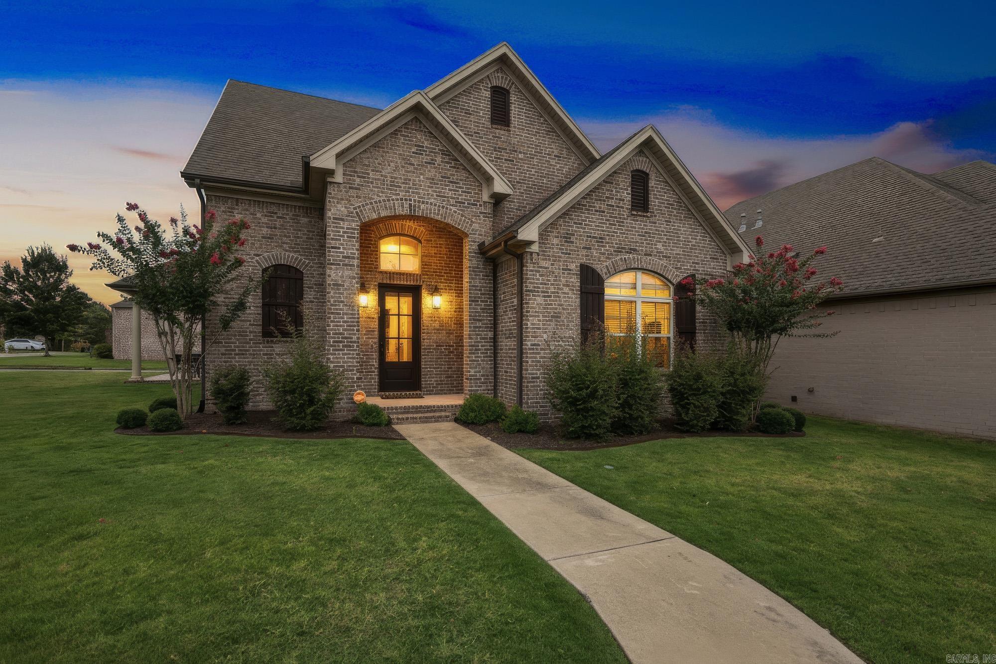 65 Wildwood Place Circle  Little Rock, AR