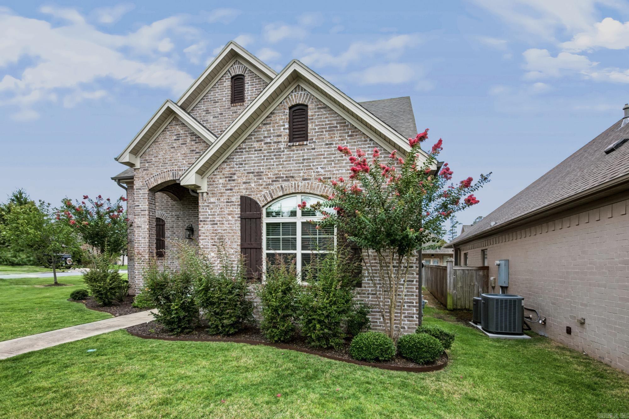 65 Wildwood Place Circle  Little Rock, AR
