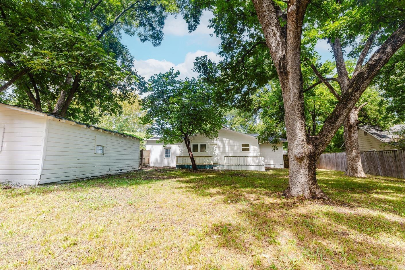 106 E Georgia  Beebe, AR