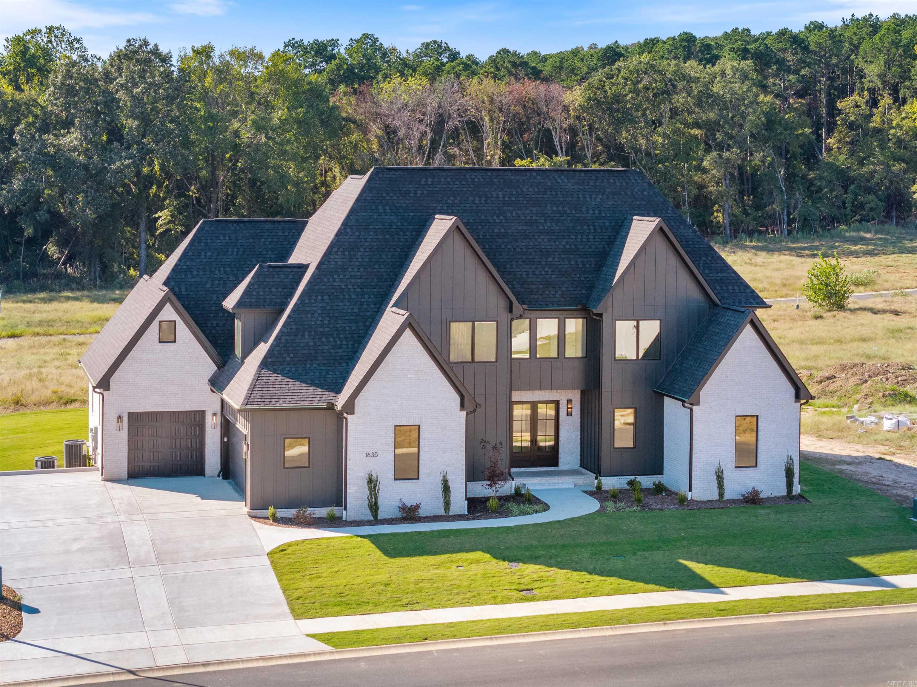 1635  Southwinds Dr  Conway, AR