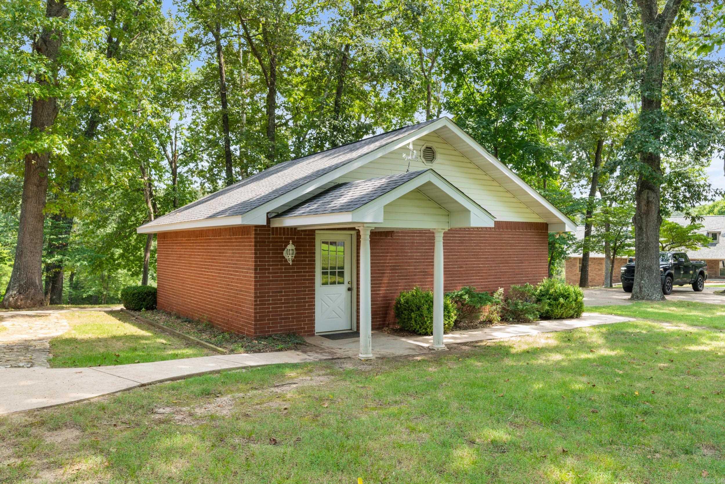 198 Rock Creek Drive  Mountain Home, AR