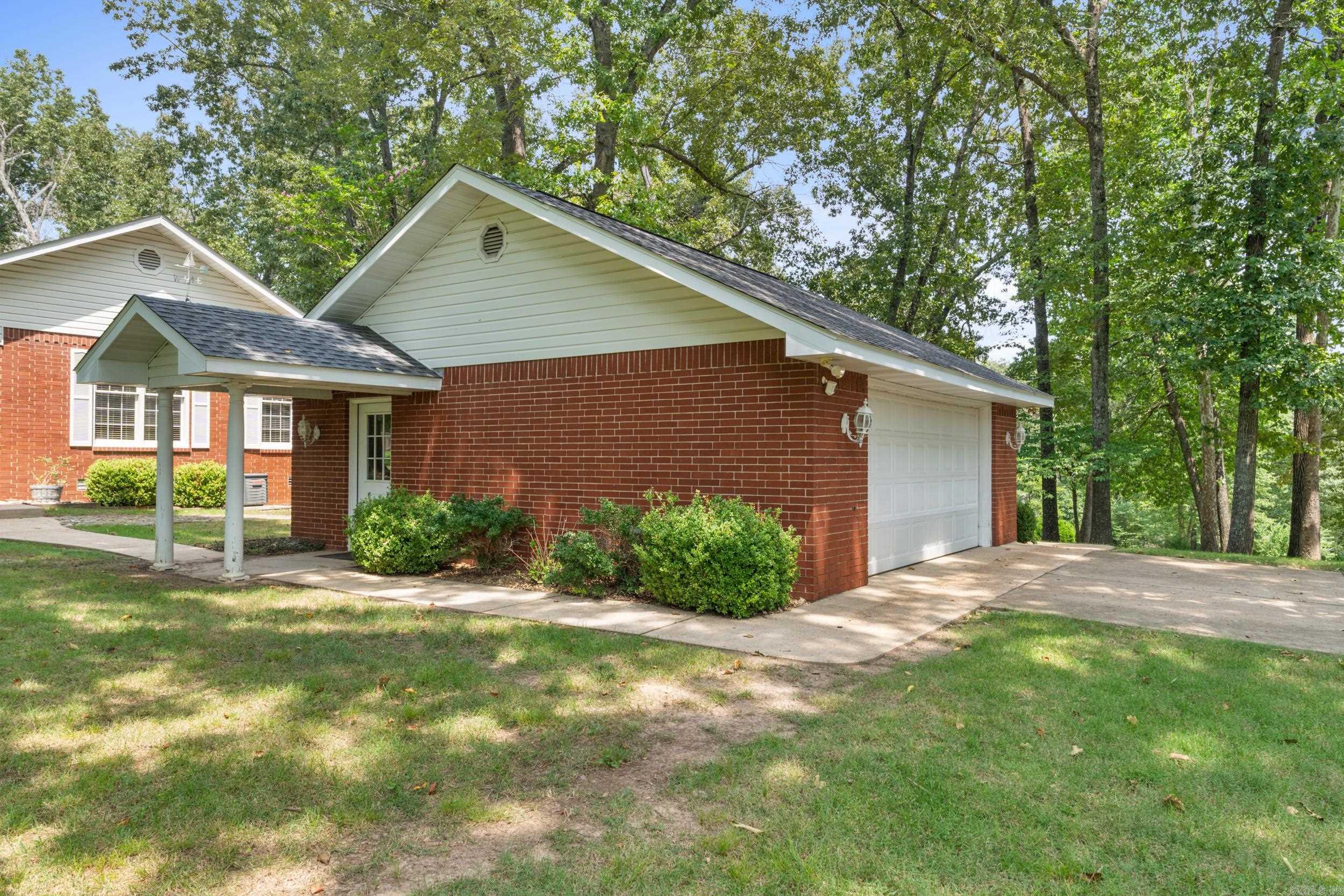 198 Rock Creek Drive  Mountain Home, AR