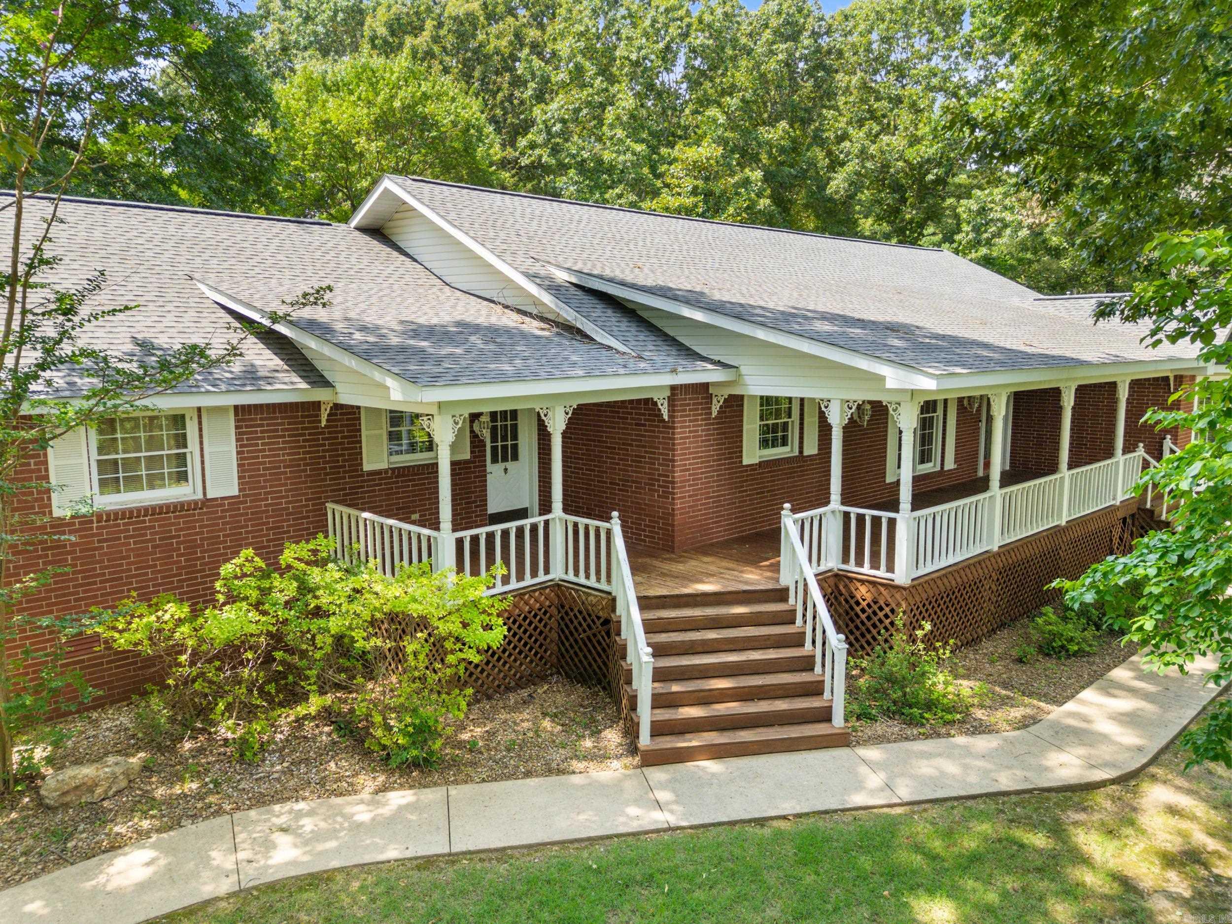 198 Rock Creek Drive  Mountain Home, AR