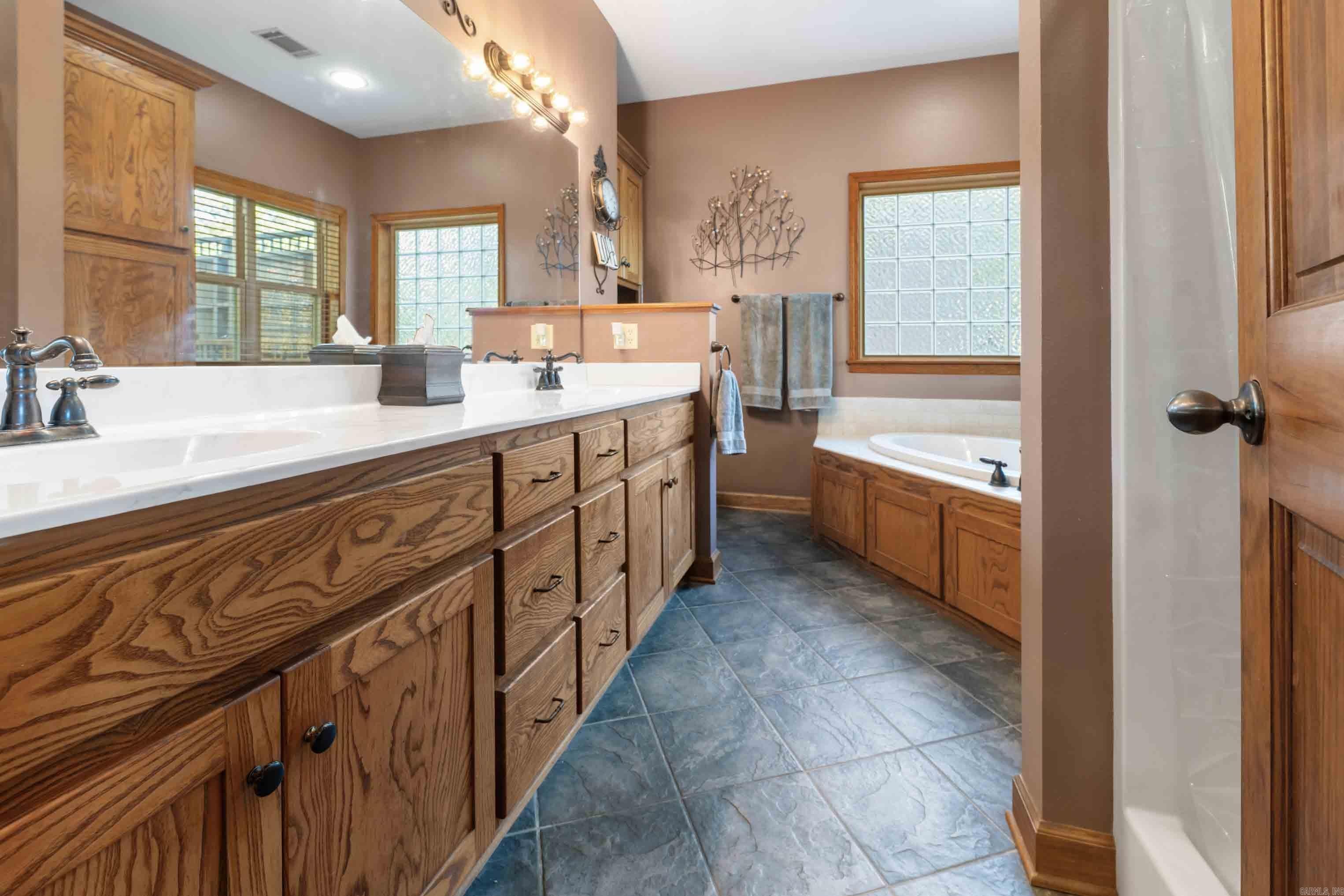 817 Stacy Springs  Heber Springs, AR