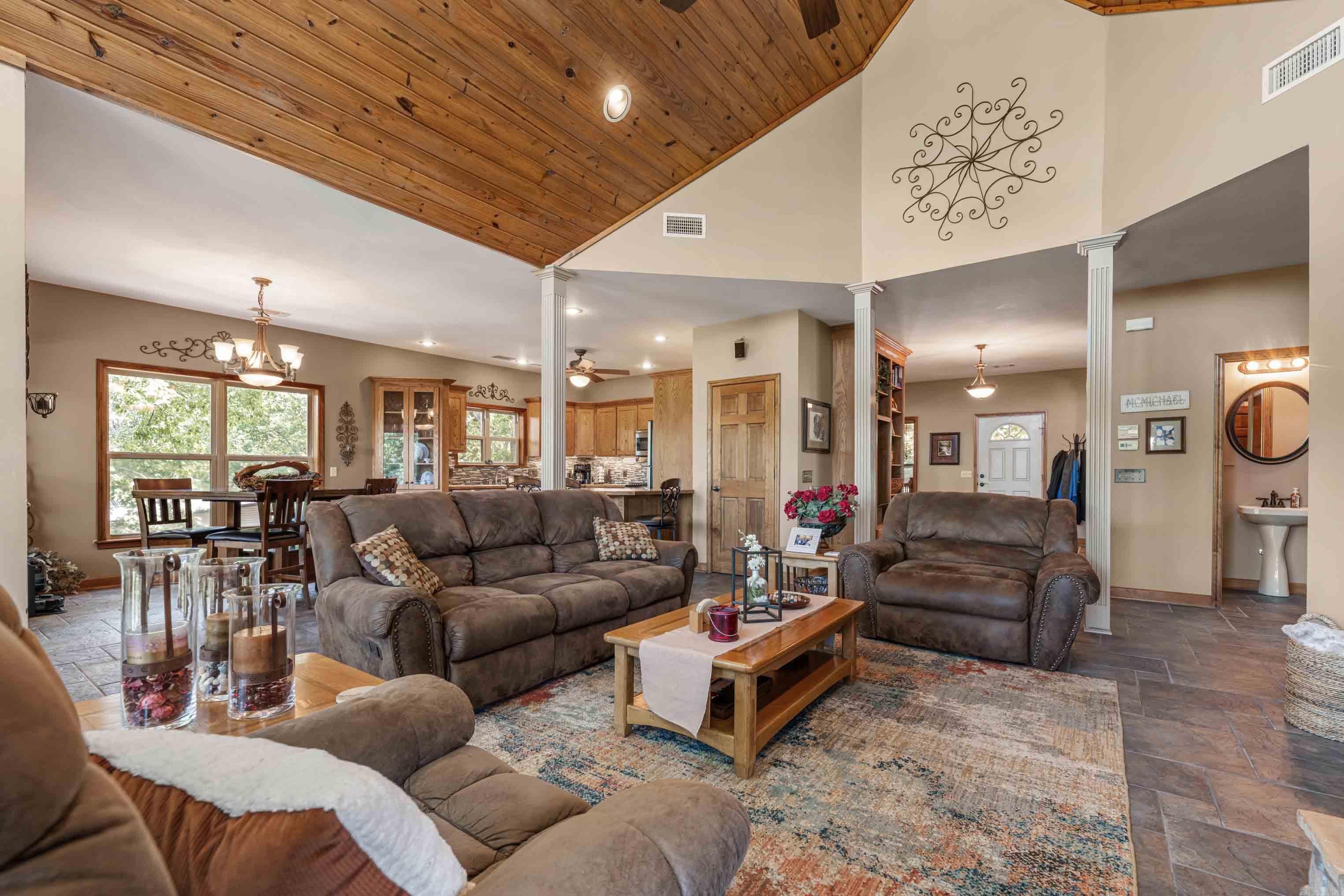 817 Stacy Springs  Heber Springs, AR